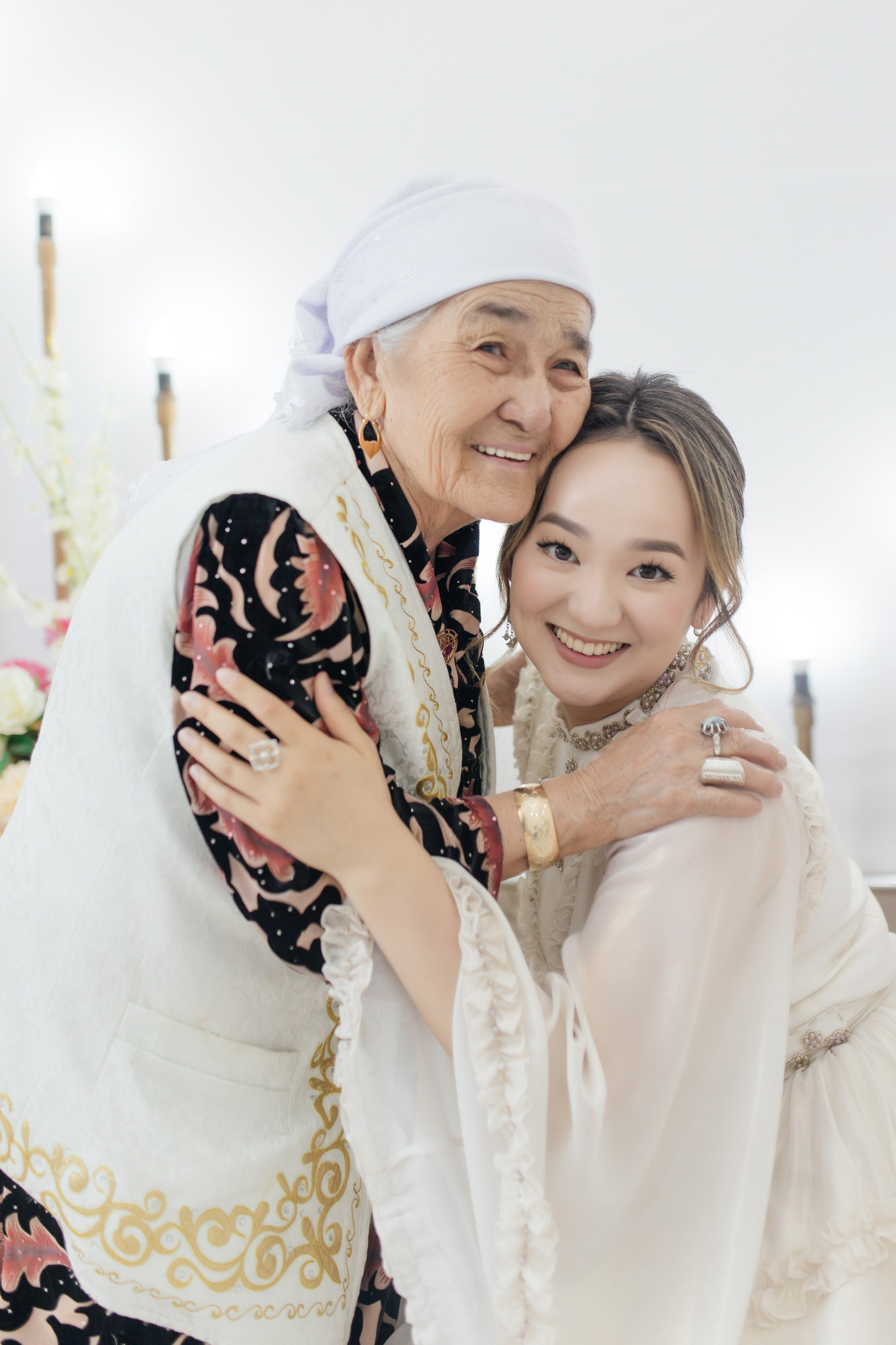 Moldir — syrğa salu. Wedding and Love story Photographer