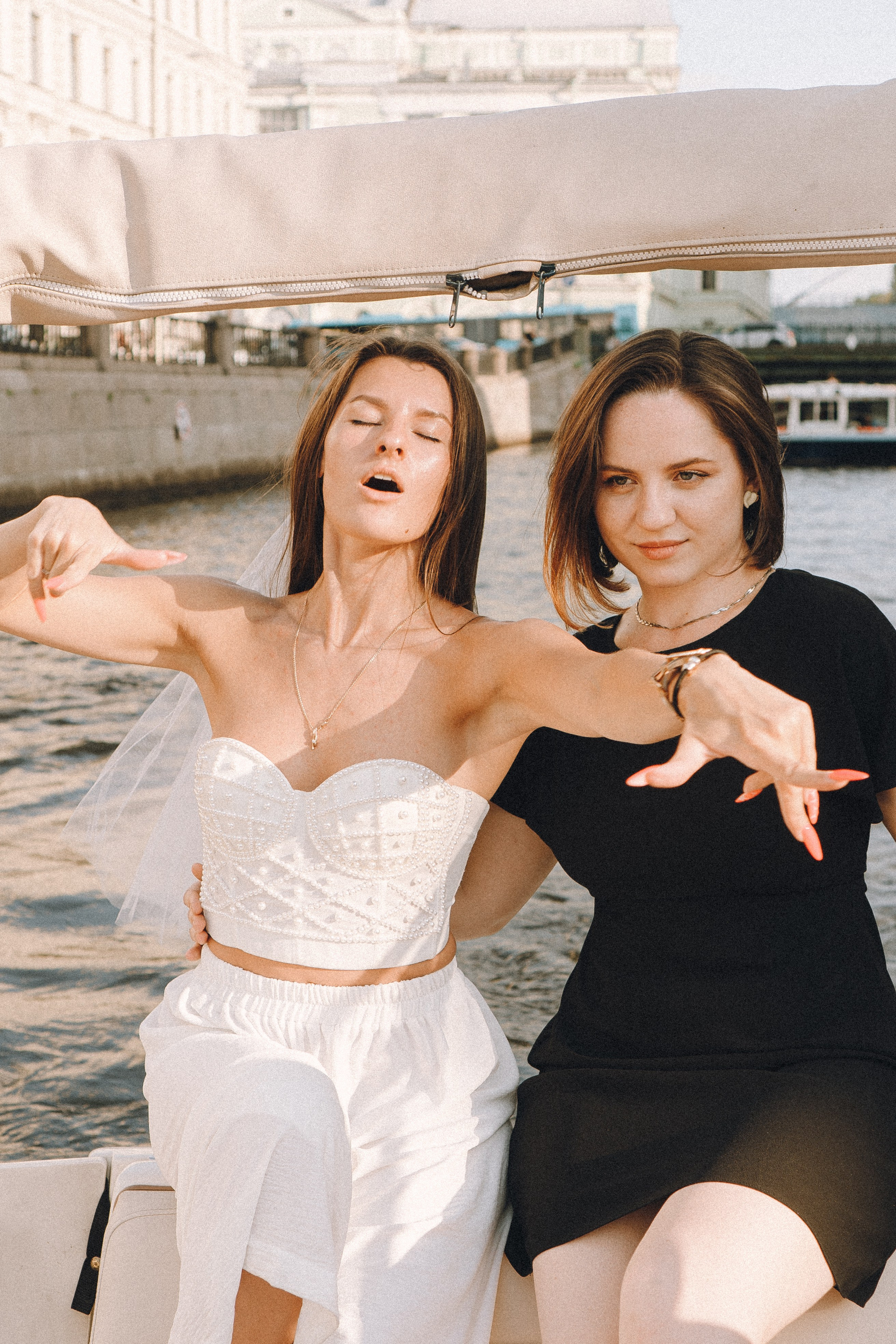 ДЕВИЧНИК НА КАТЕРЕ. Профессиональный фотограф, Санкт-Петербург — Виктория Богомолова