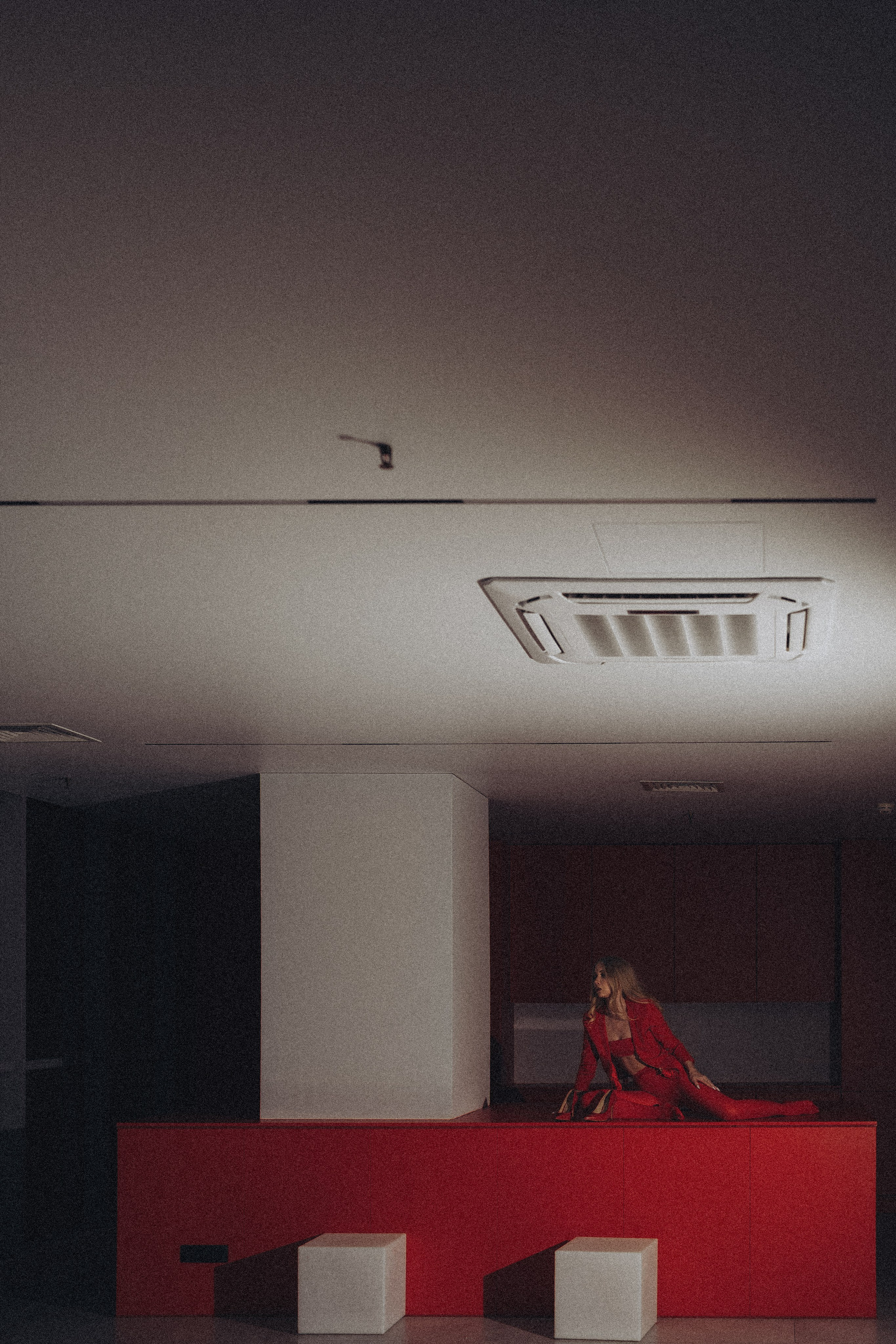 ФОТОСЕССИЯ К НОВОМУ ГОДУ В СТУДИИ С ЕЛОЧКОЙ КРАСИВЫЙ ОБРАЗ. Профессиональный фотограф, Санкт-Петербург — Виктория Богомолова