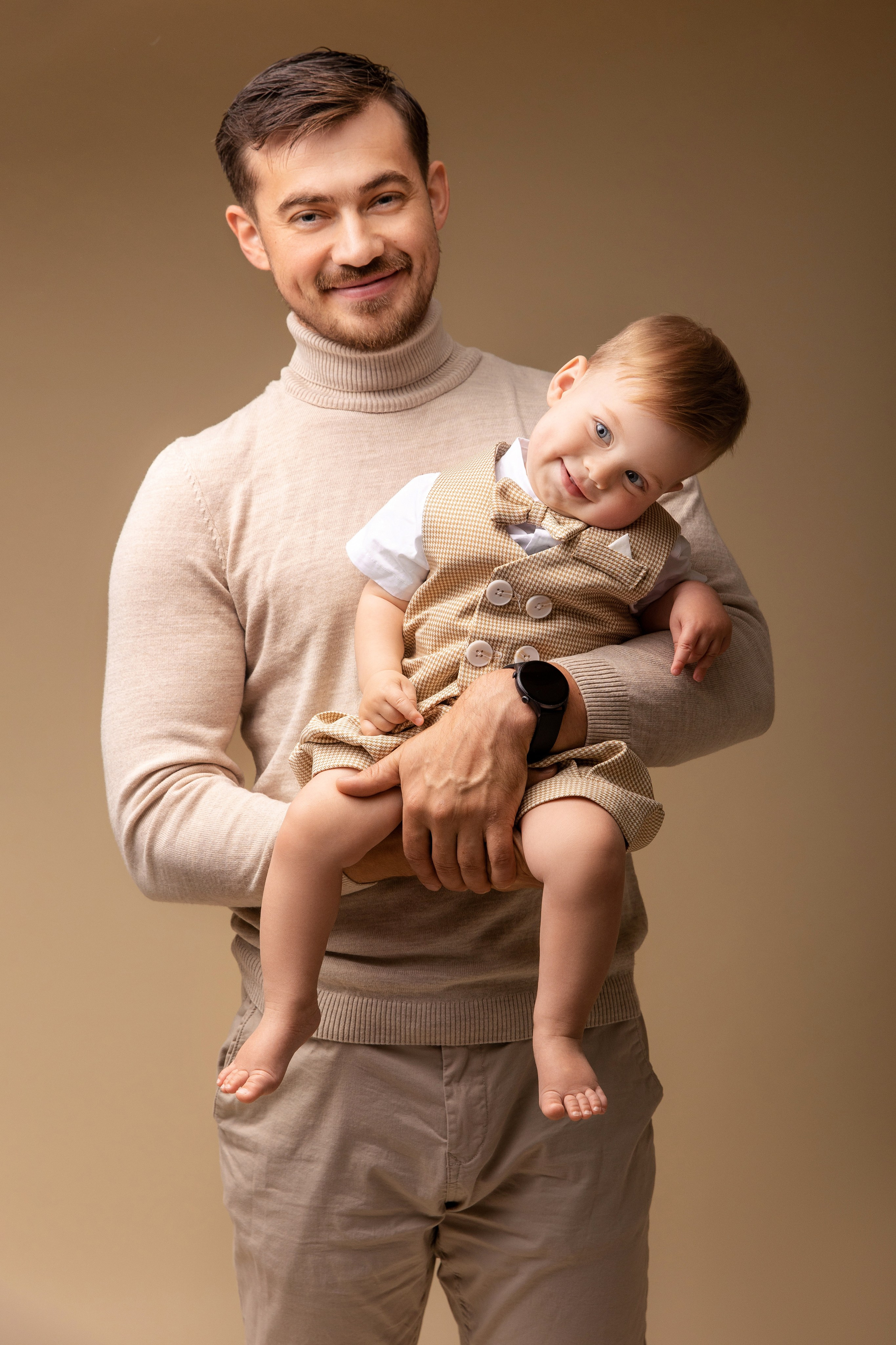 Кадры с родителями. Фотограф новорожденных, семейный фотограф в Санкт-Петербурге