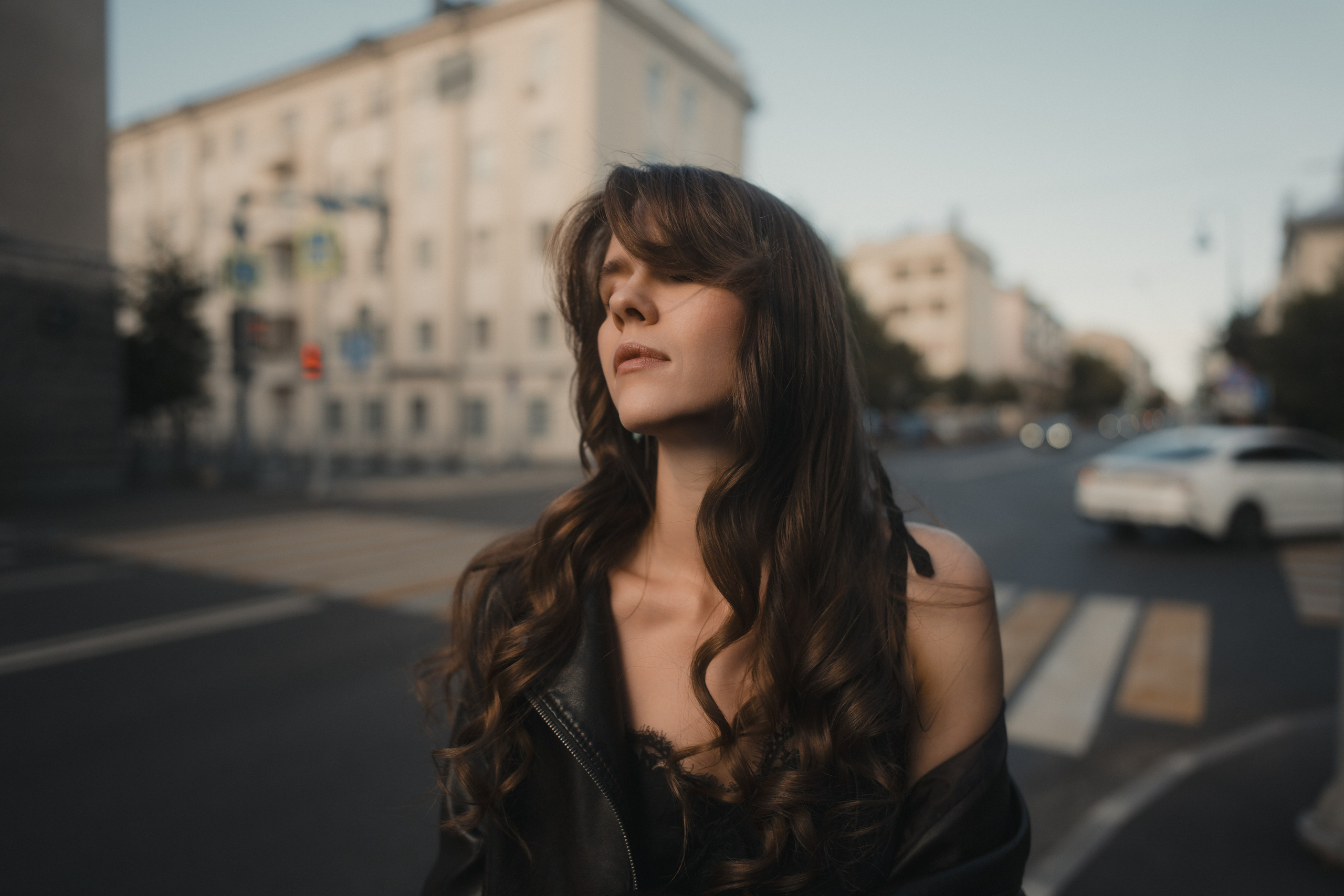 Street Photoshoot with Dasha in the City Center of Kazan — Anton Avanzato