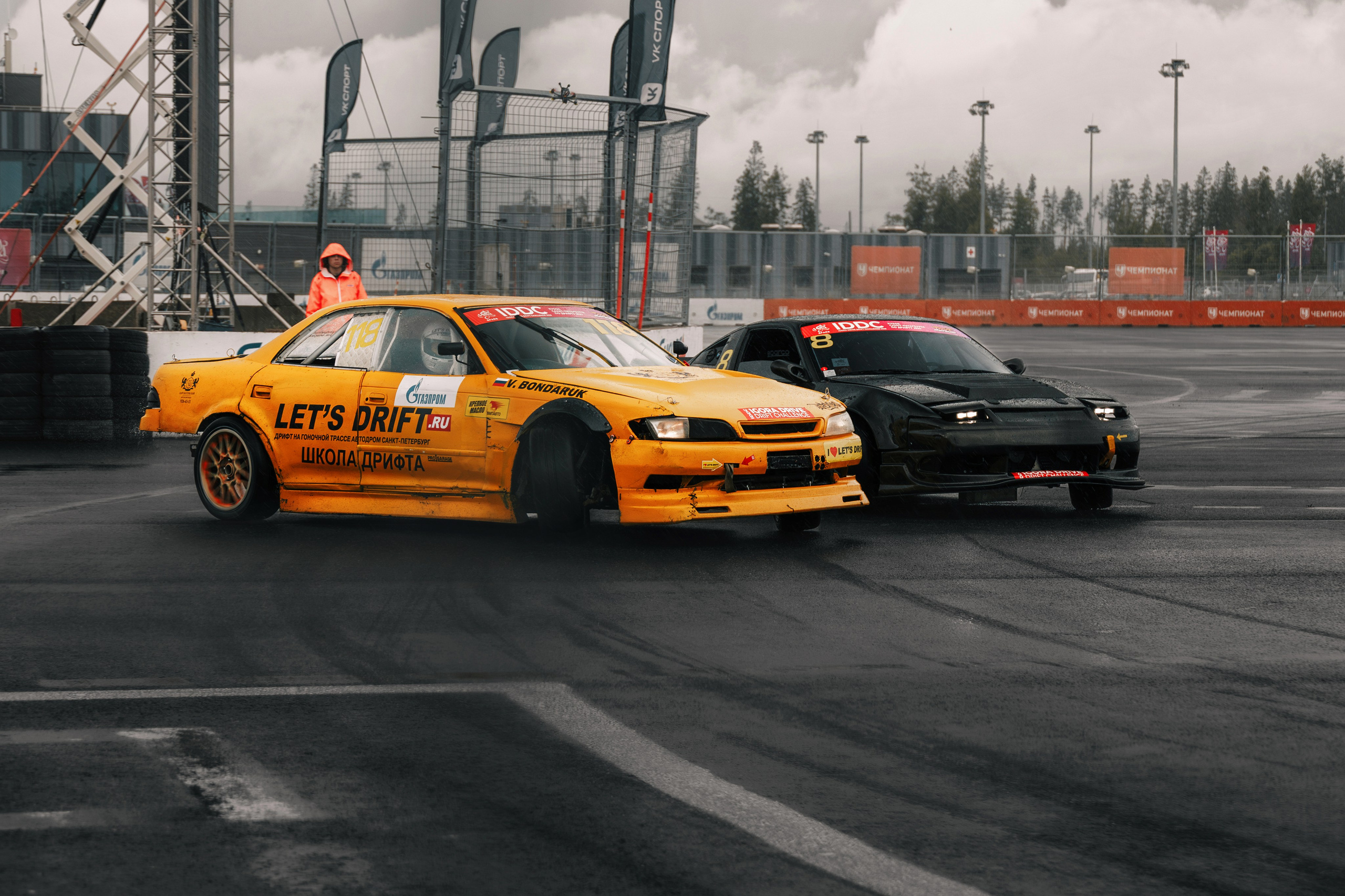 IDDC Этап 2: Бетонный Колизей и блогеры в деле