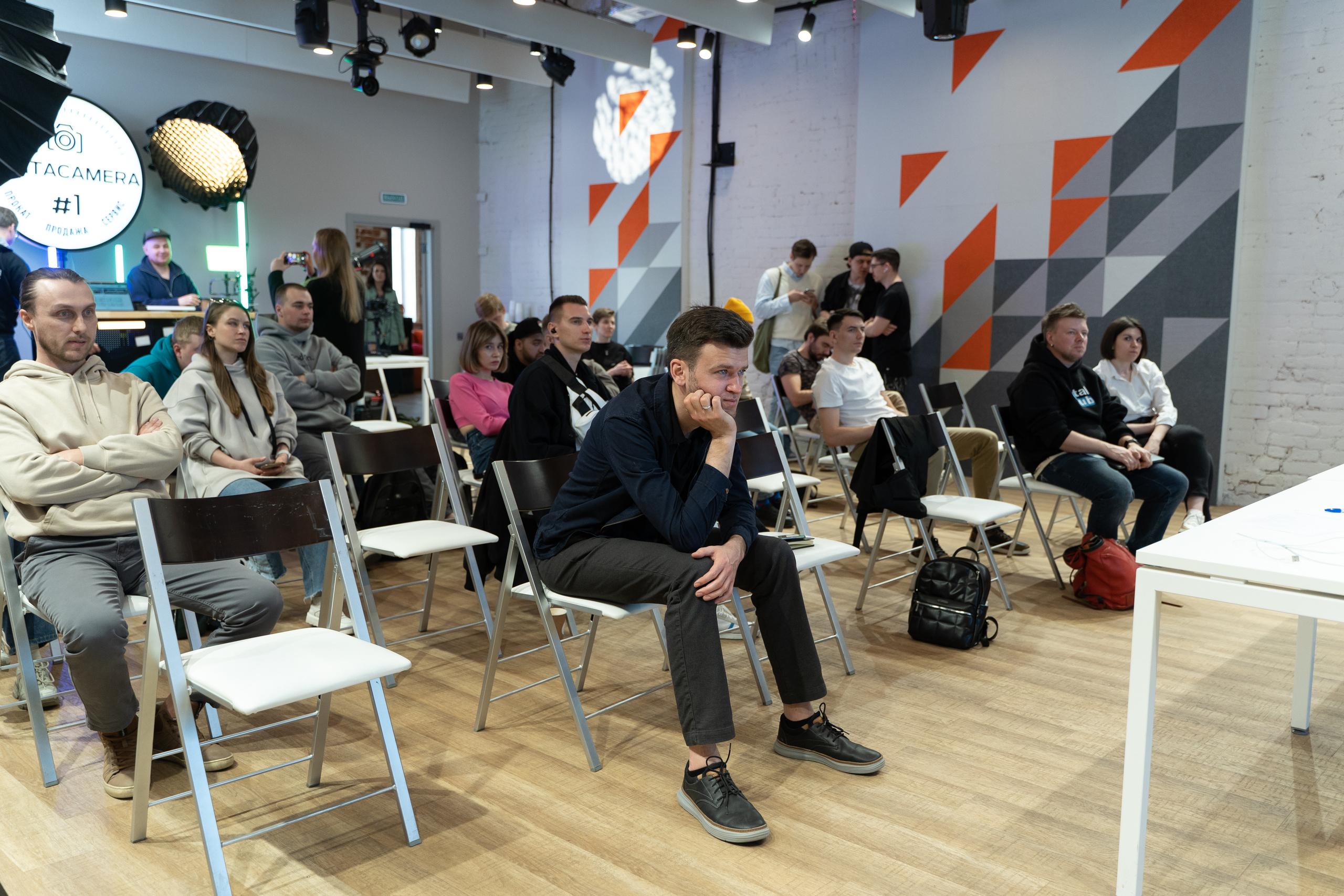 Творческая встреча видеографов, цель — поделиться опытом. Фотограф Татьяна Мамонтова