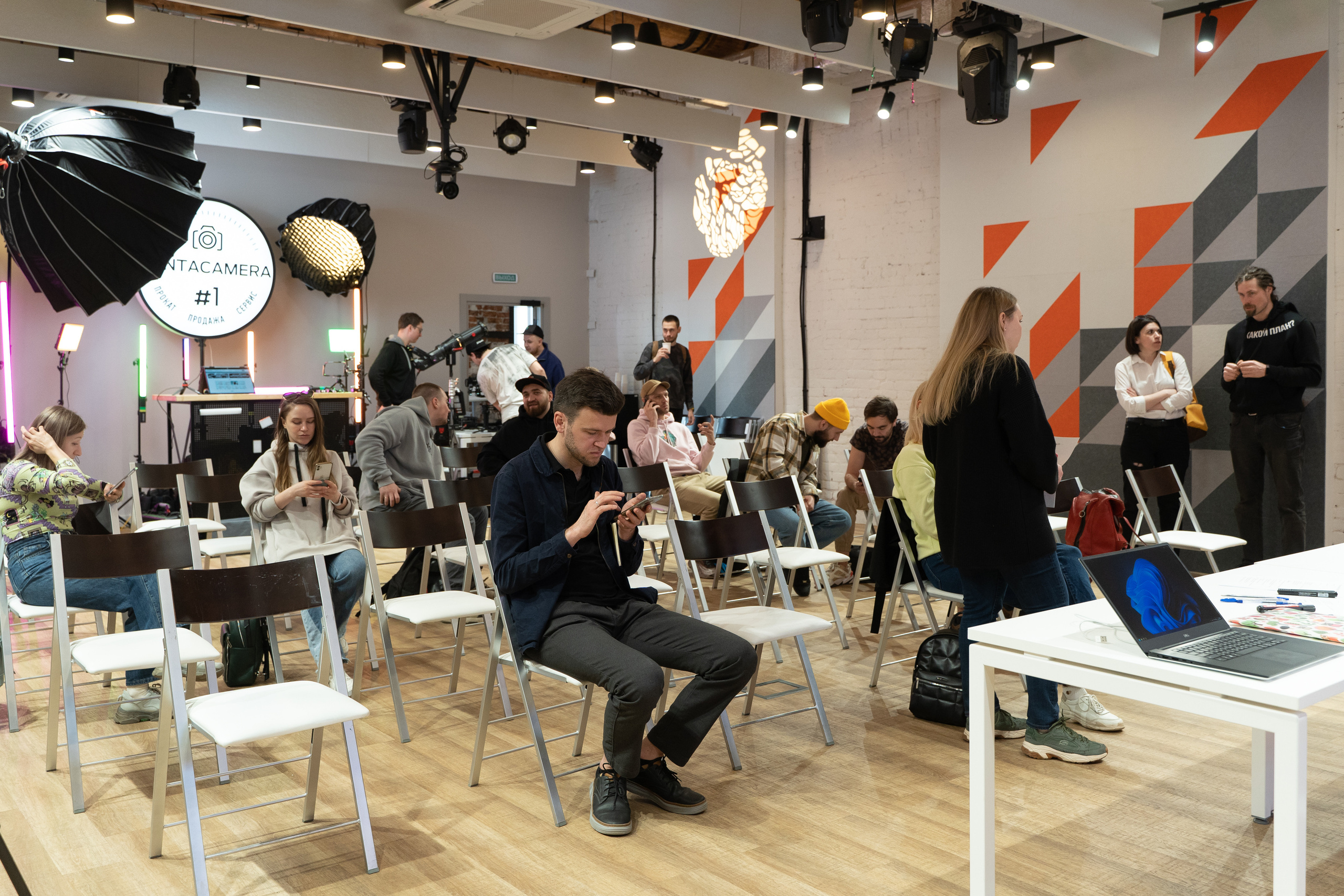 Творческая встреча видеографов, цель — поделиться опытом. Фотограф Татьяна Мамонтова