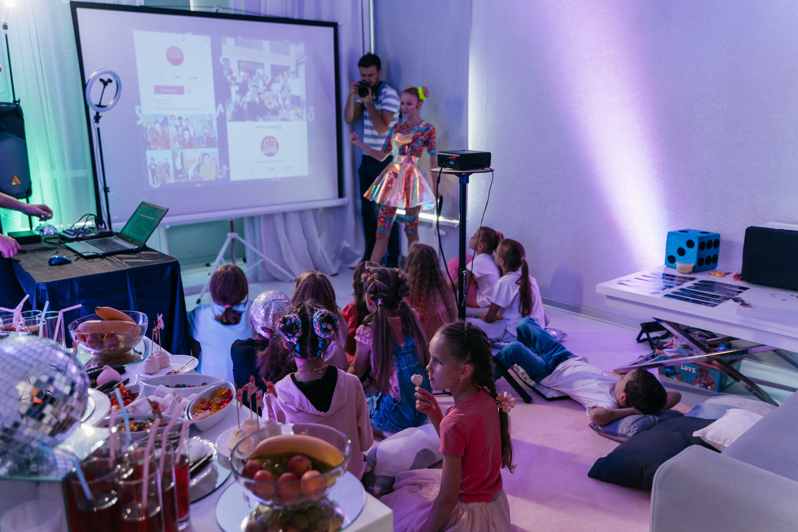 Милана, день рождения в стиле Tik Tok. Фотограф Татьяна Мамонтова