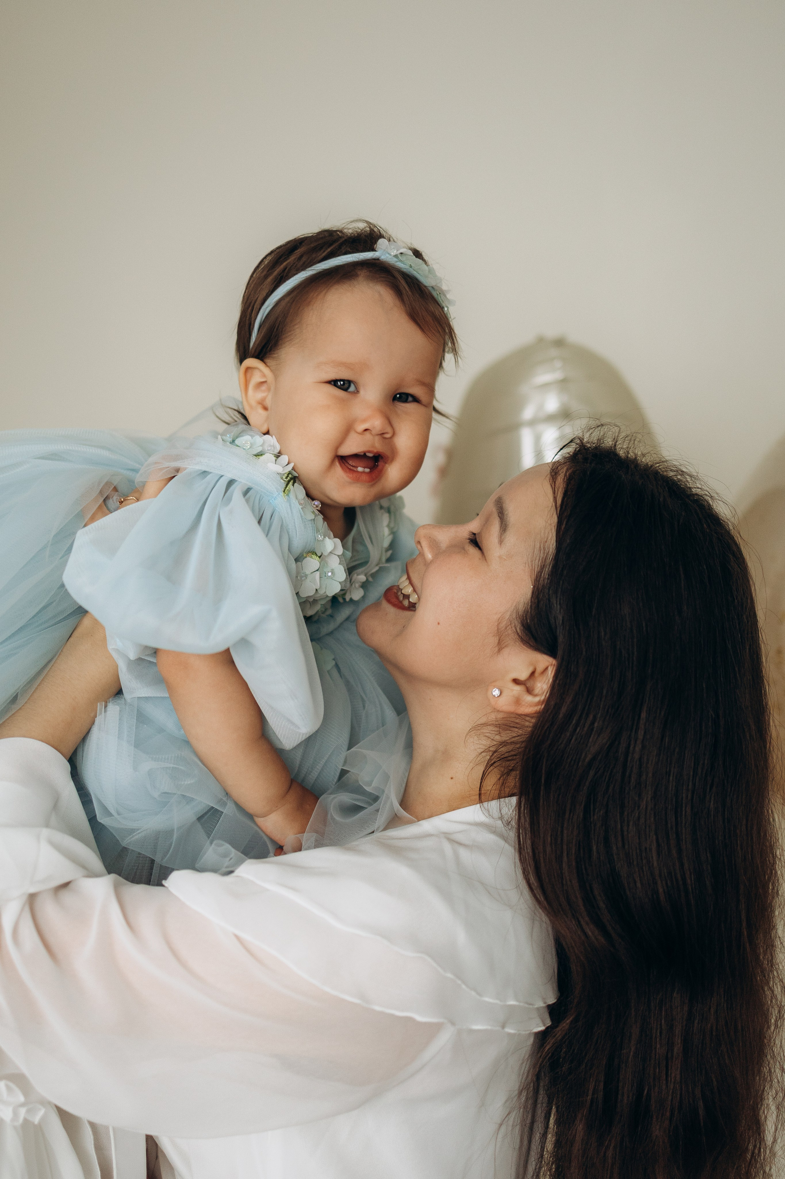 Айяне 1 годик. Семейный фотограф новорожденных УФА Гульнара Зиновьева