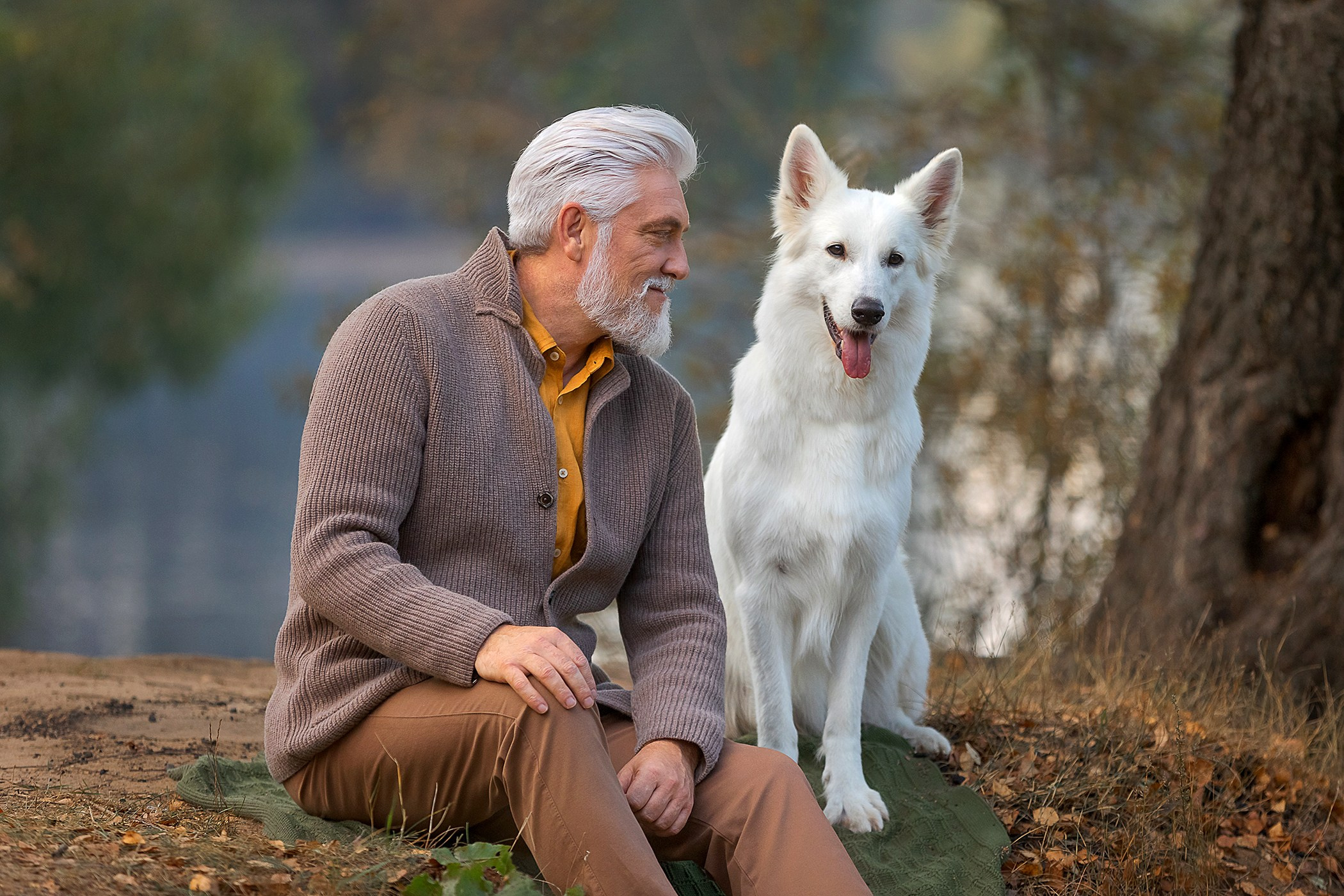 Мужчина с собакой