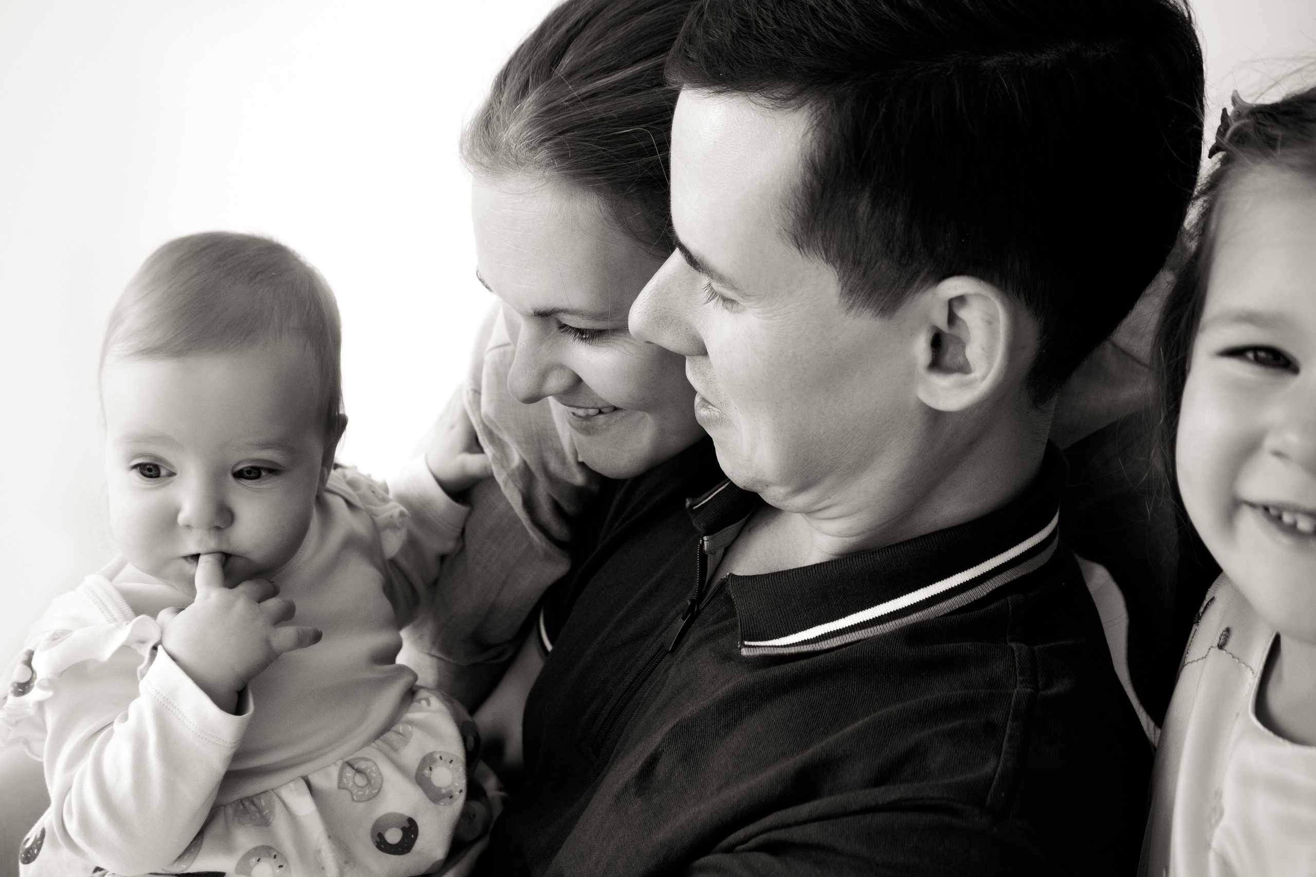 Семейная фотосессия в студии One take studio VANILLA. Свадебный и семейный фотограф в Москве и Подмосковье Лариса Козлова