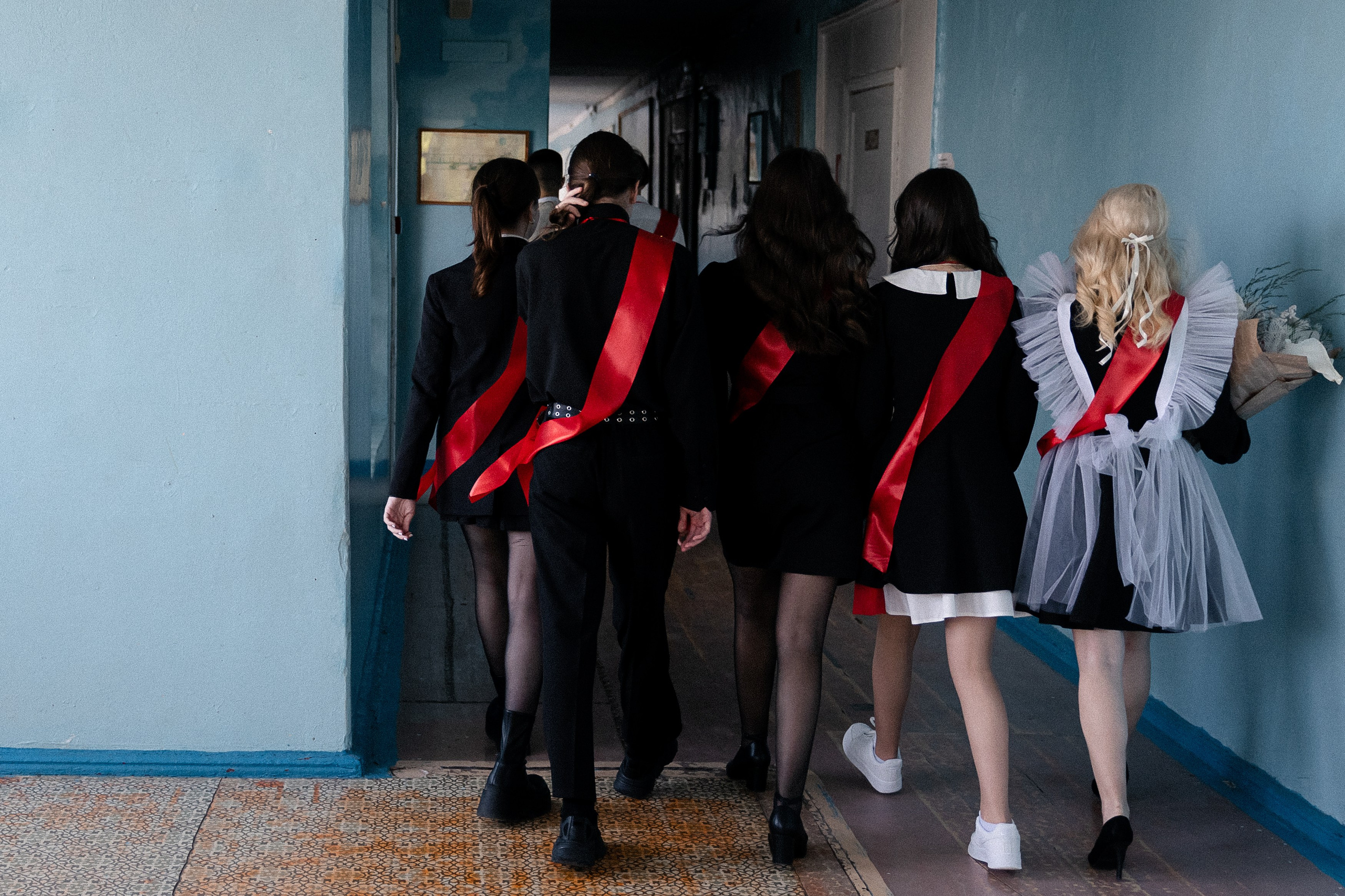 Последний звонок — линейка. Свадебный фотограф Роман Еремеев