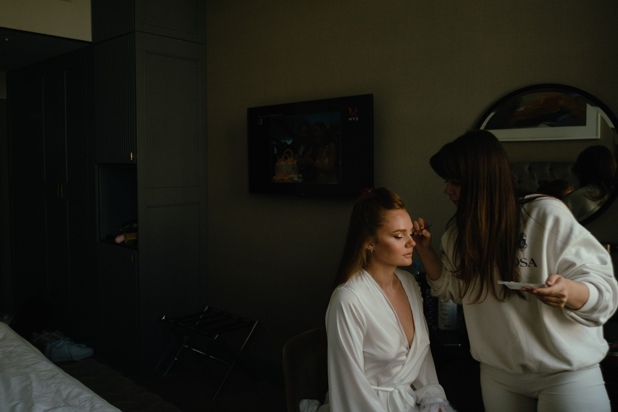 «ты красивый» — «нет, ты!». Свадебный фотограф Александра Тюлякова