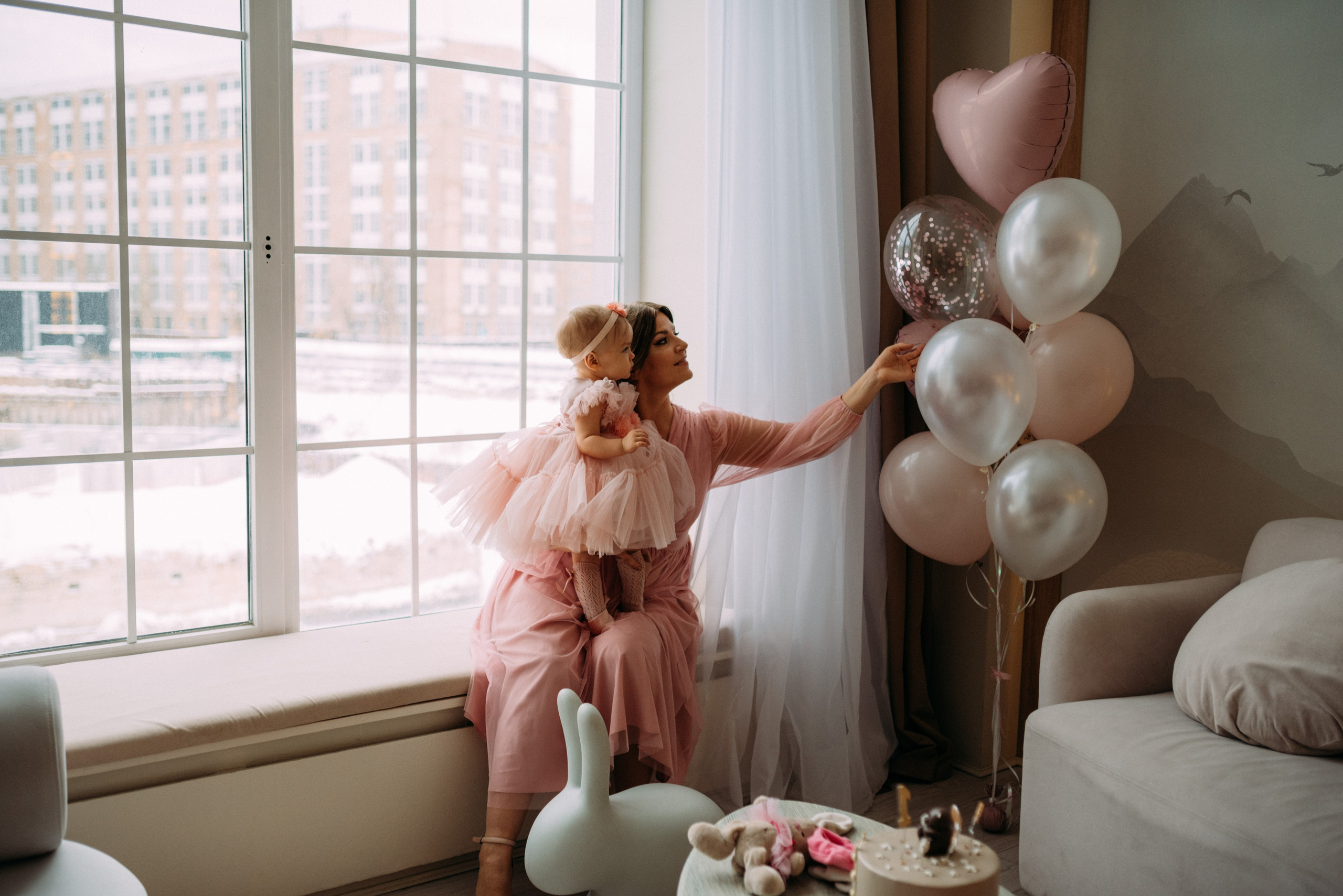 Анна, Мишель, Виктор — годовасие в студии