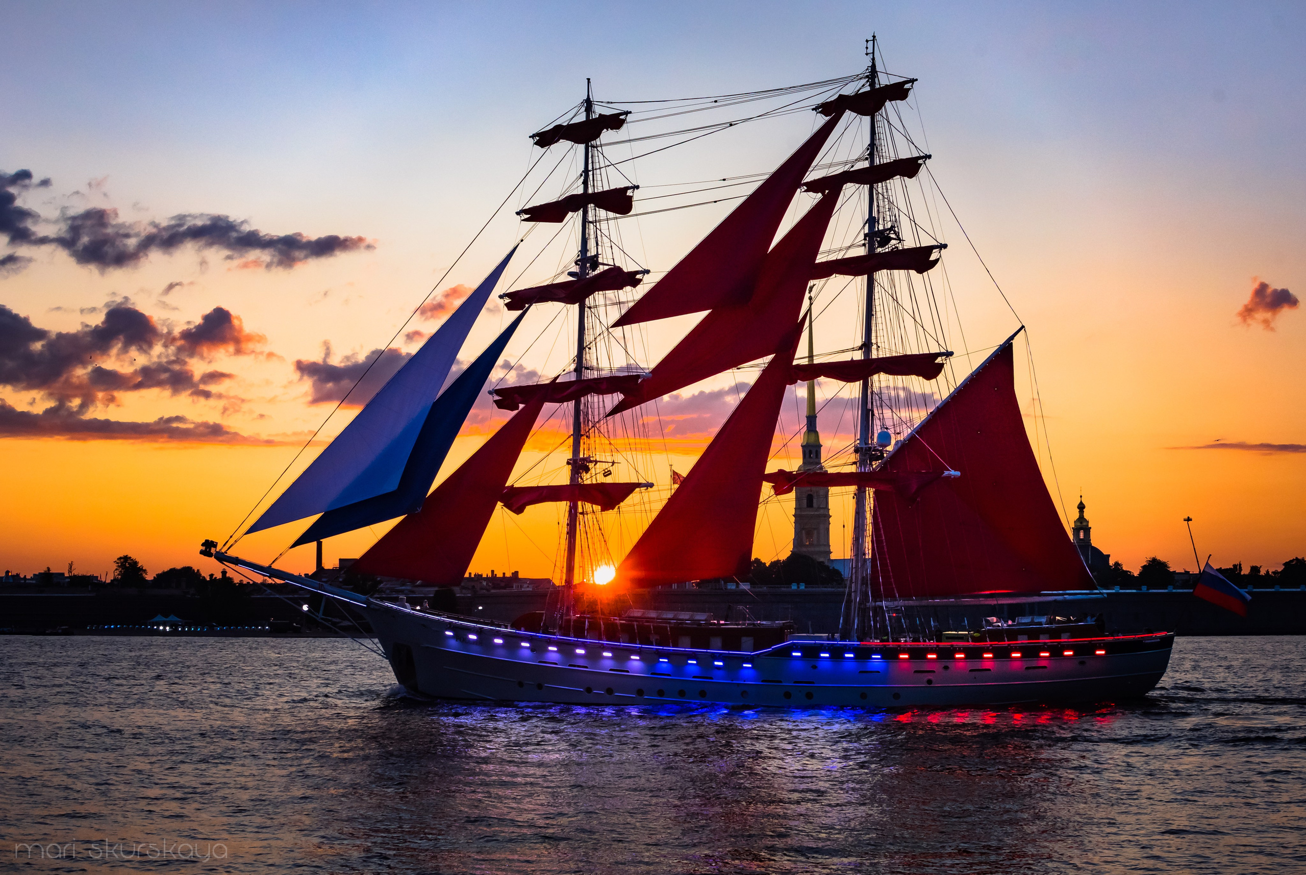 Закатный Санкт-Петербург. Мотофотограф в Санкт-Петербурге Мария Скурская