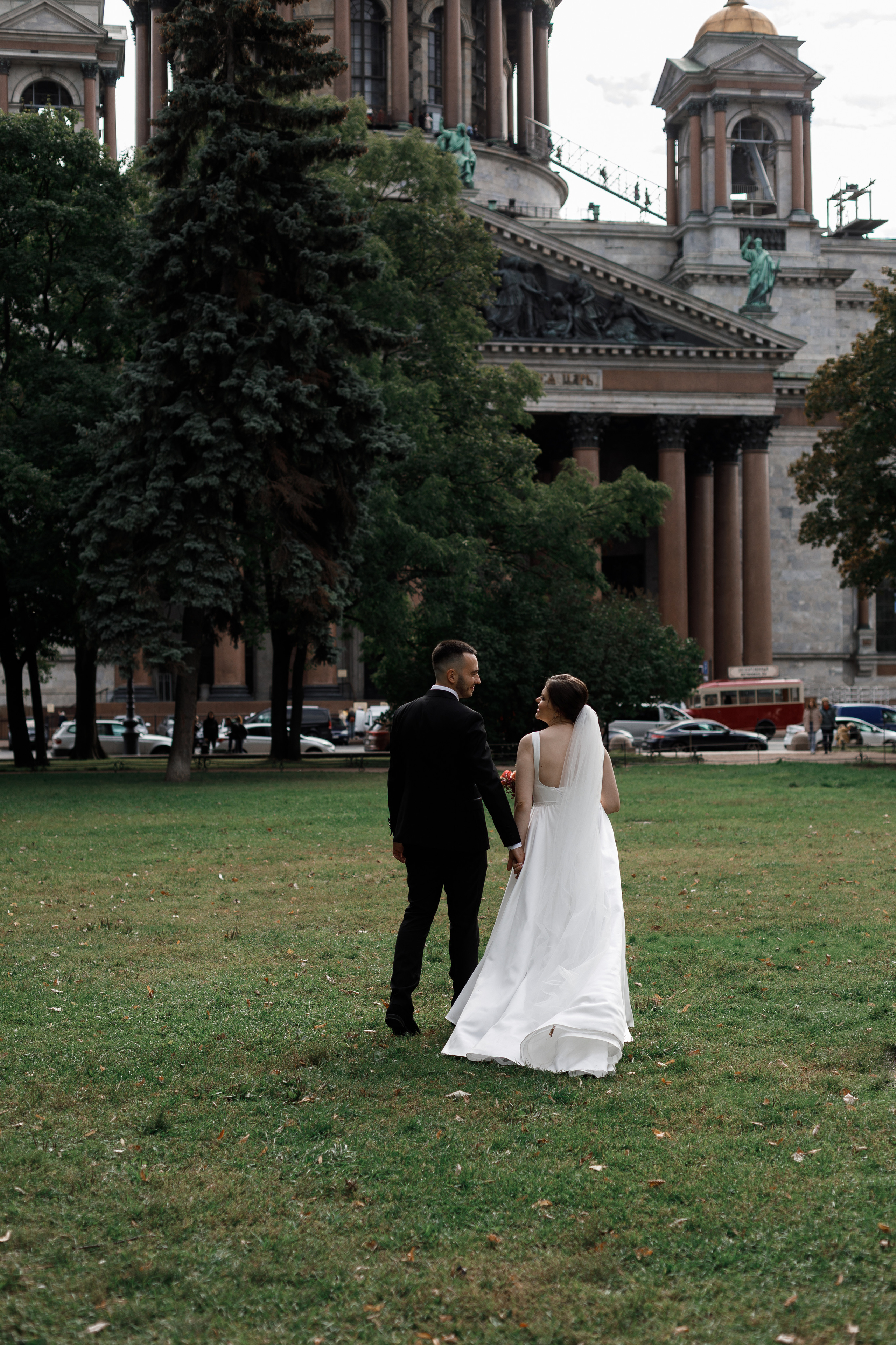 Свадьбы. Юля Шаровьёва семейный и свадебный фотограф в Санкт-Петербурге