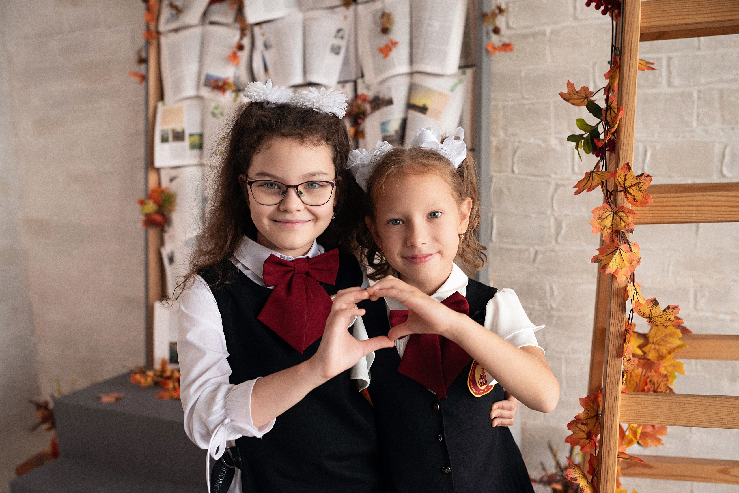 Подружки школьницы в Сургуте.