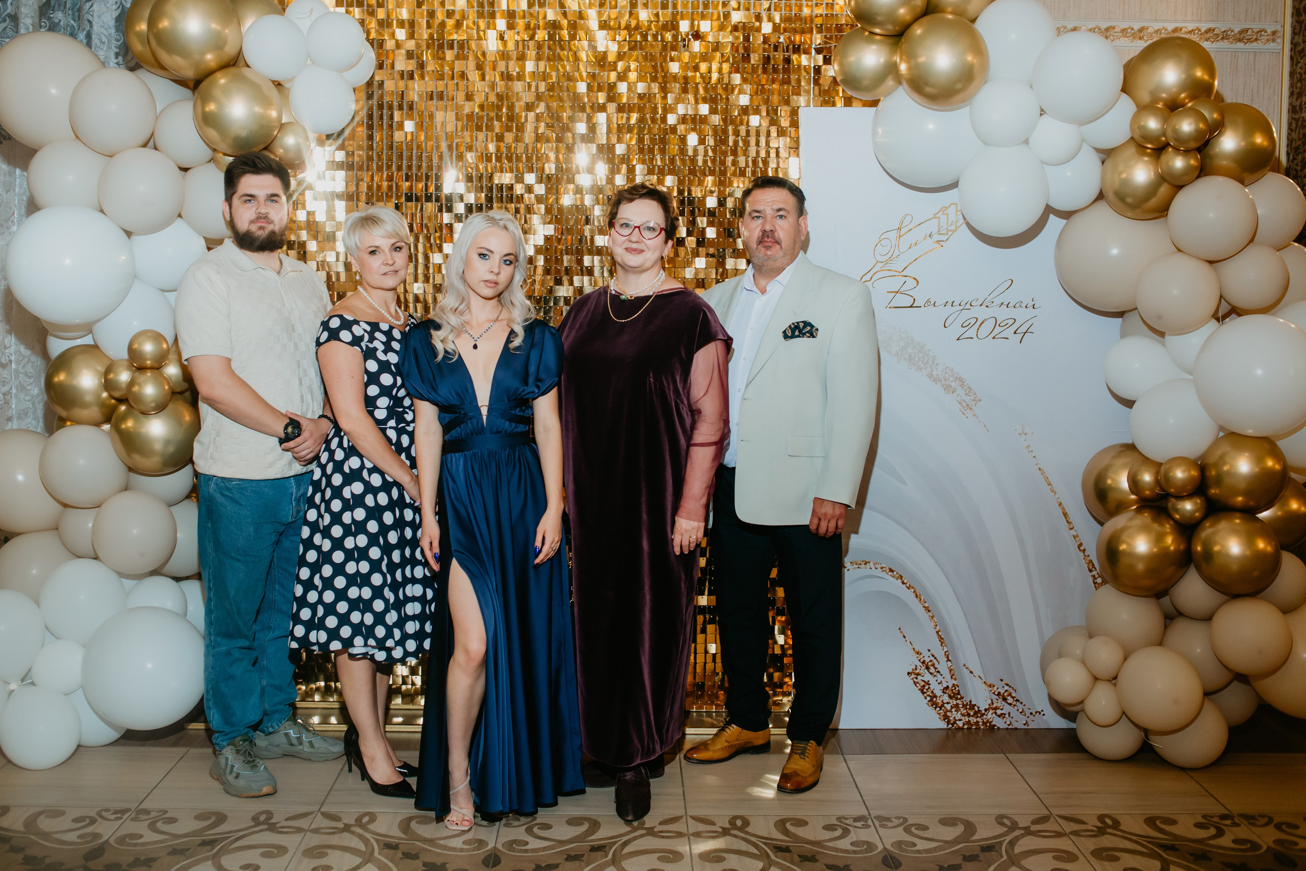 Выпускной. 11 лицей. Фотограф в Челябинске Ополихина Анна