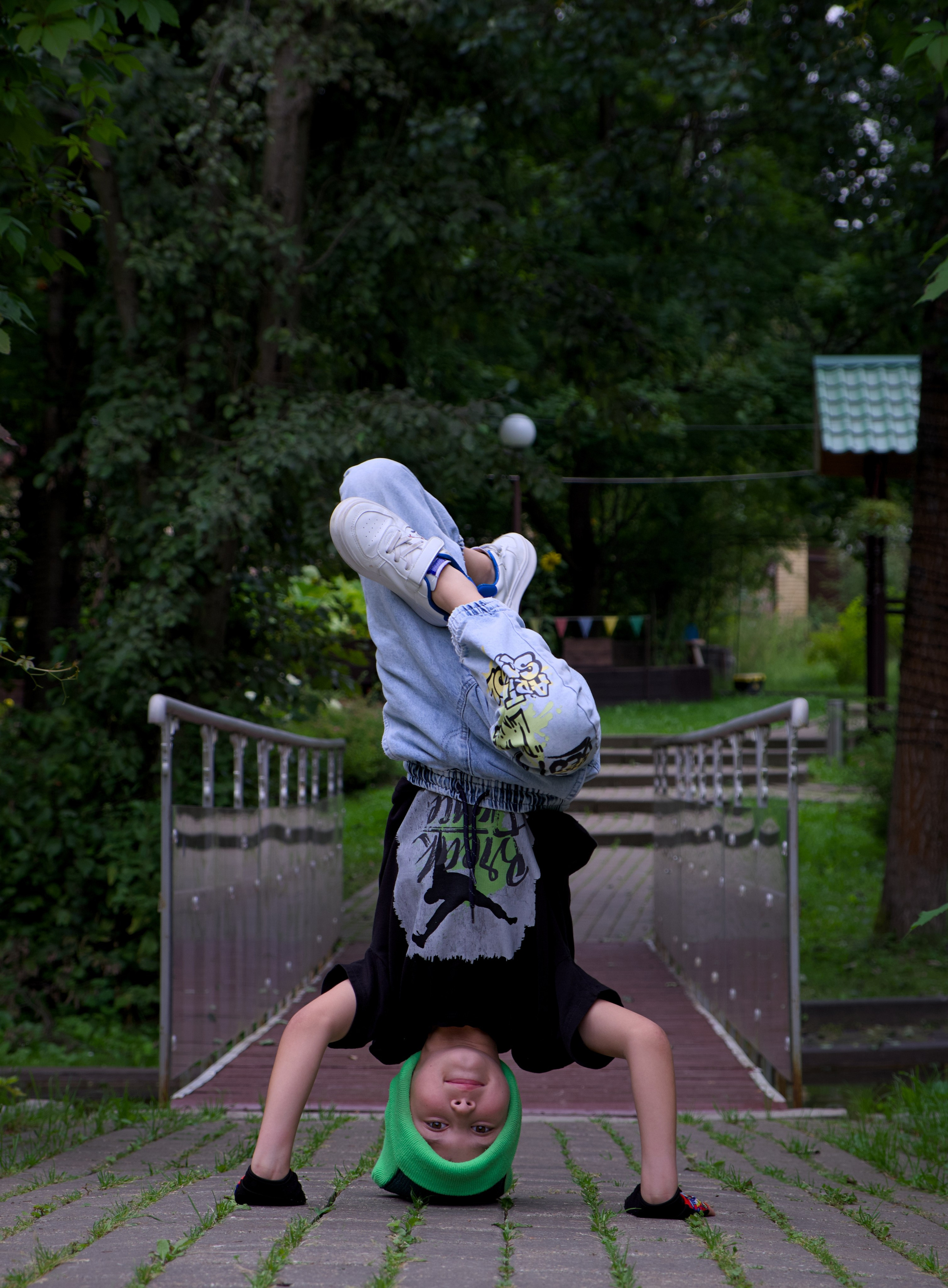 Юные брейкдансеры