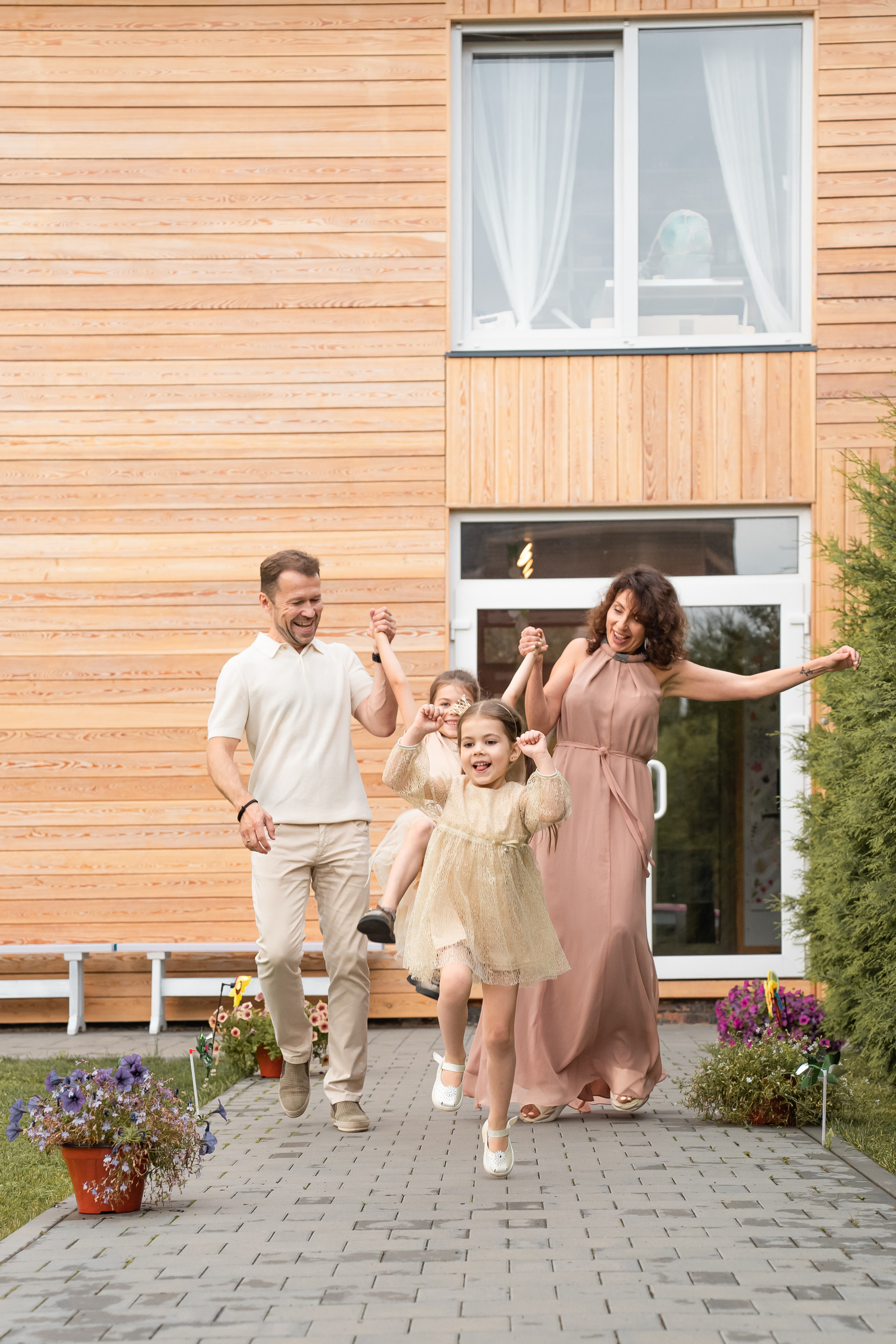 Таисия с семьей. Семейный и репортажный фотограф в Москве и МО Денис Бураков