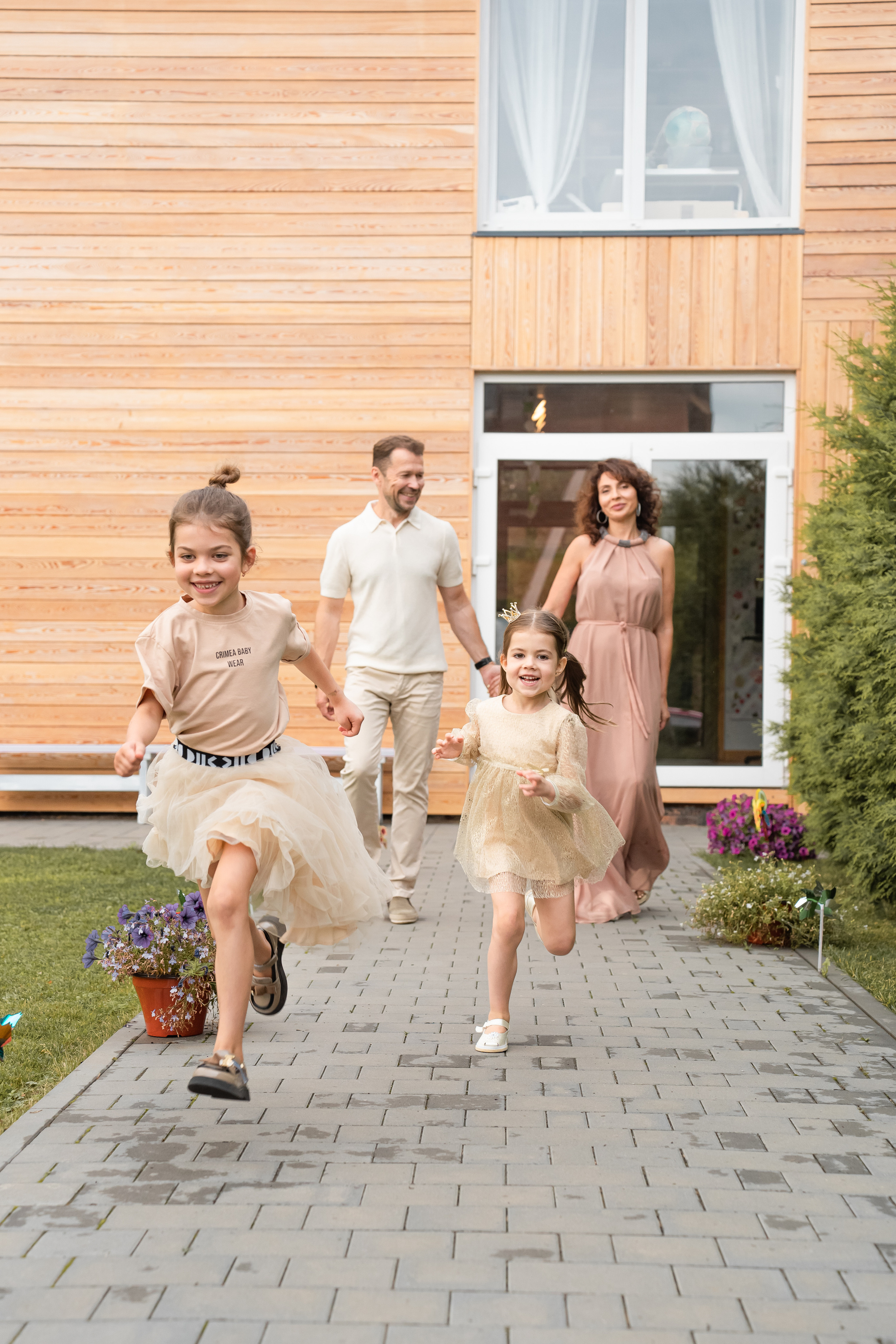 Семейный и репортажный фотограф в Москве и МО Денис Бураков