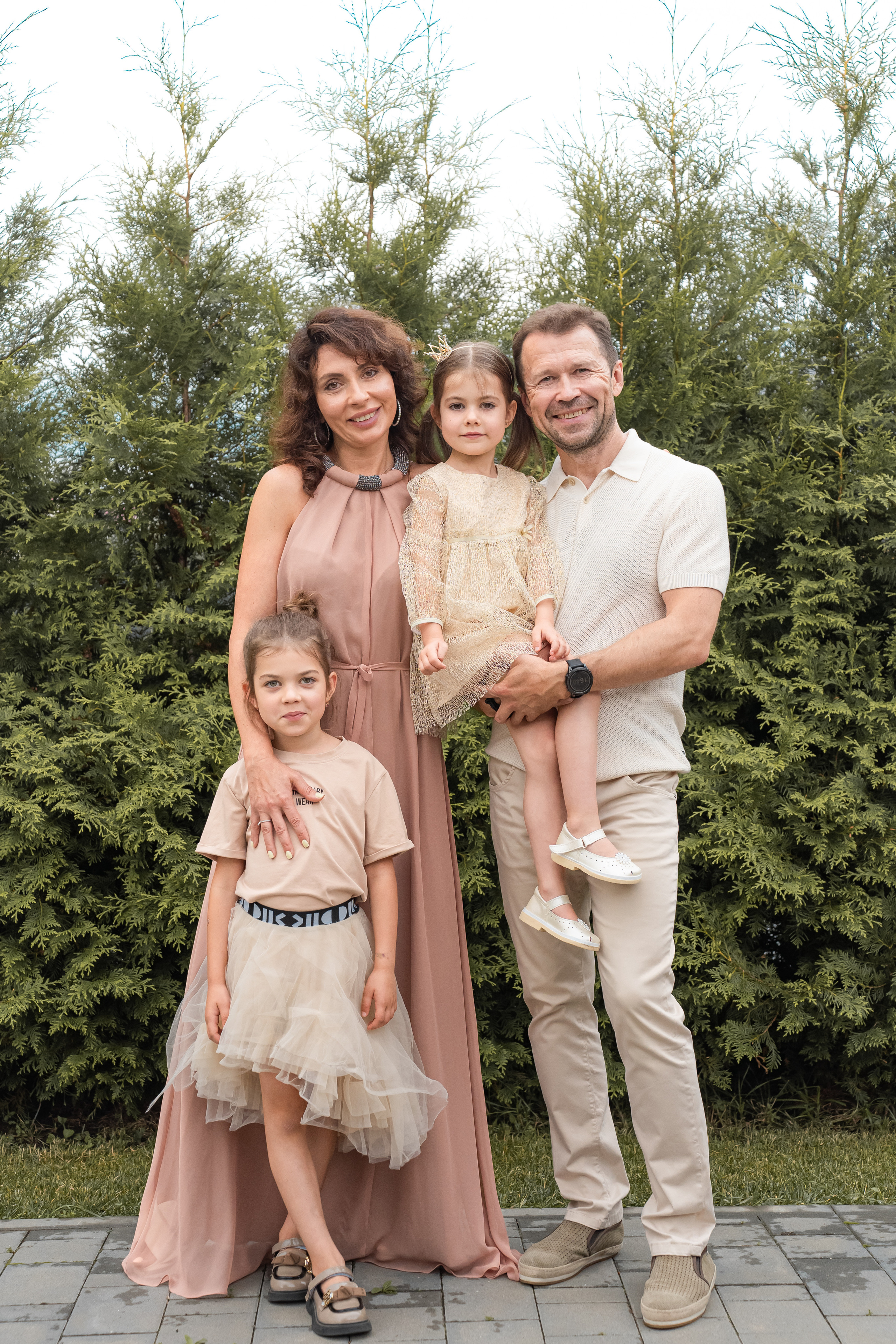 Таисия с семьей. Семейный и репортажный фотограф в Москве и МО Денис Бураков