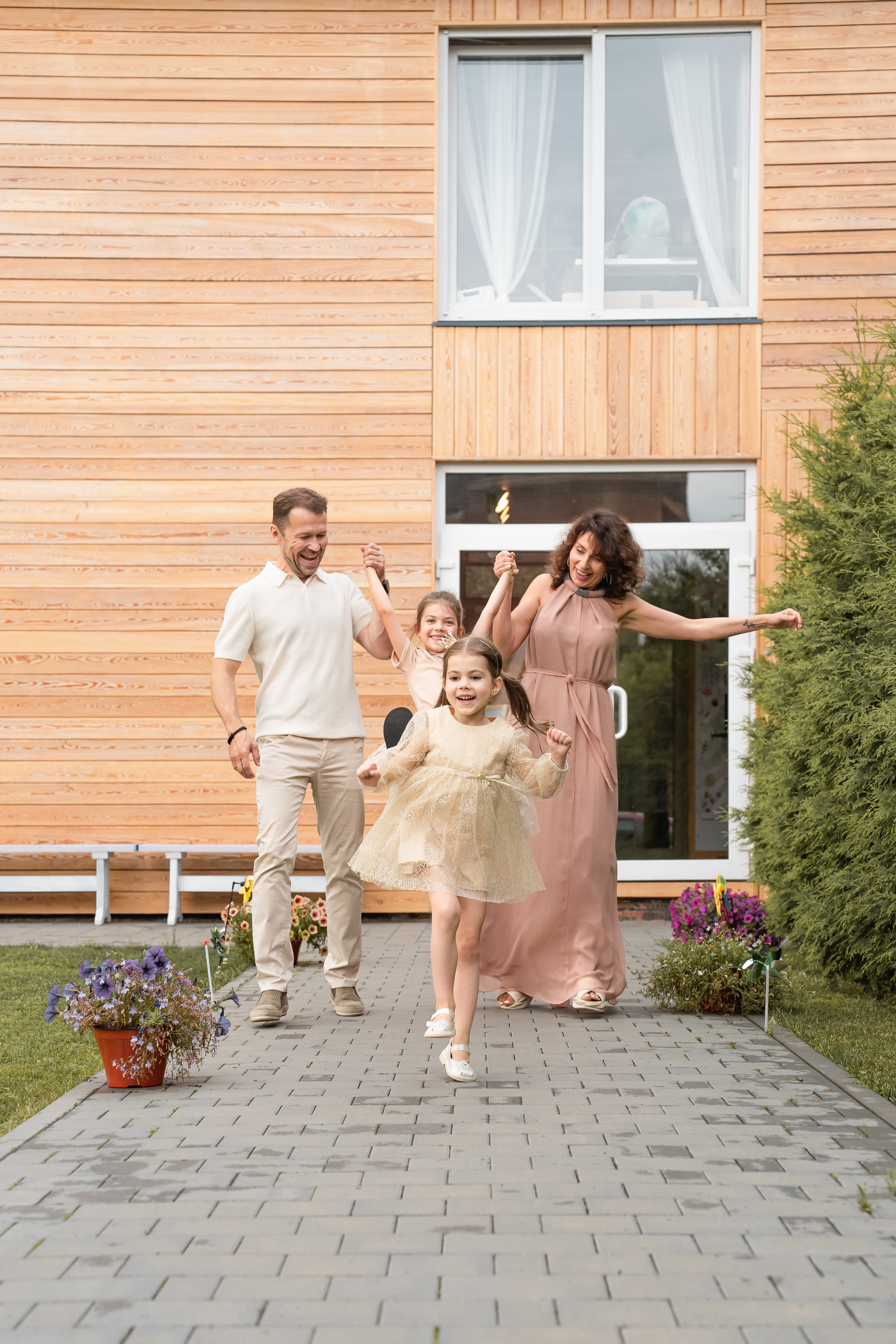 Таисия с семьей. Семейный и репортажный фотограф в Москве и МО Денис Бураков