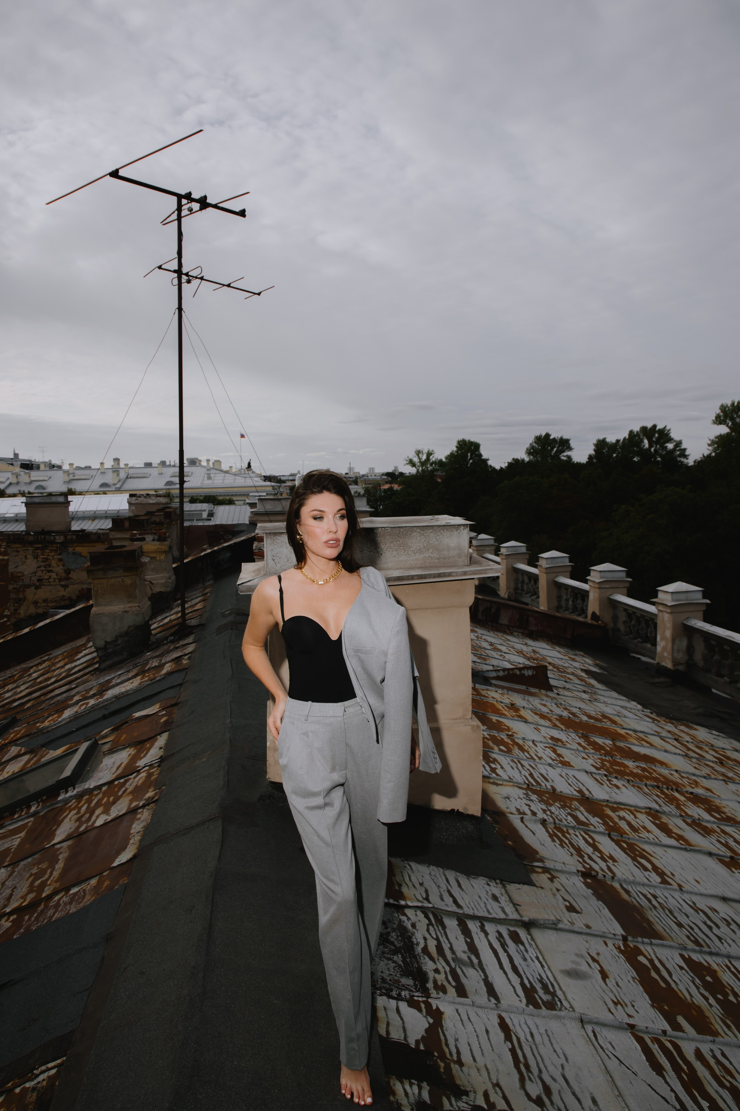 Вероника (съемка на крыше). Фотограф в Москве и Санкт-Петербурге Дарина
