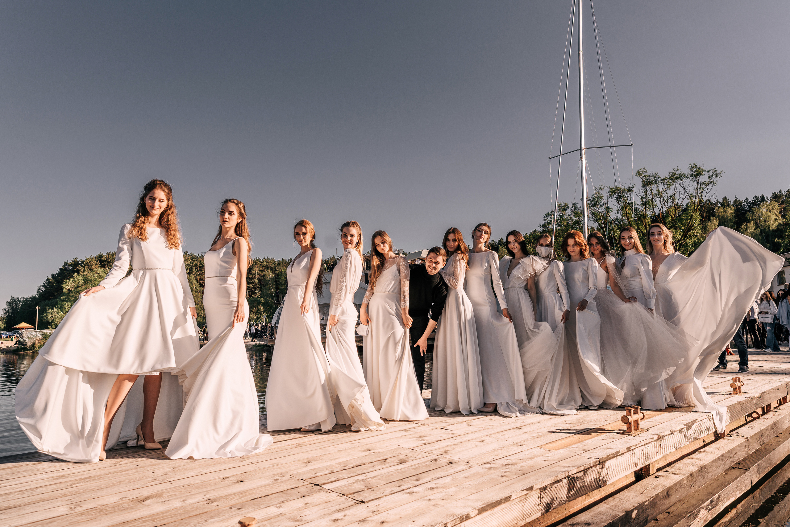 Великолепный показ свадебных платьев свадебного салона-ателье Bonjour. Свадебный салон-ателье Бонжур в Минске Bonjour