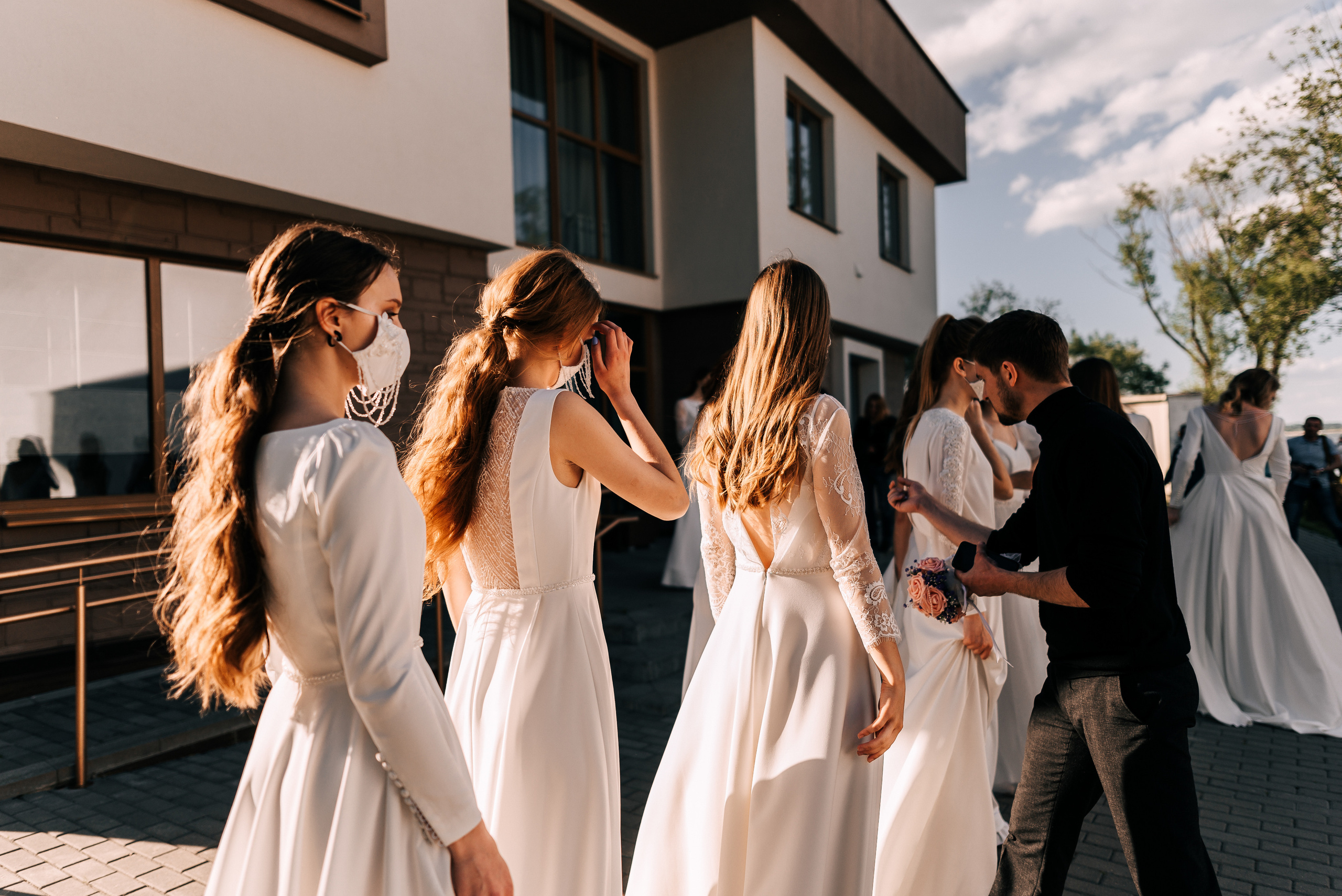Великолепный показ свадебных платьев свадебного салона-ателье Bonjour. Свадебный салон-ателье Бонжур в Минске Bonjour