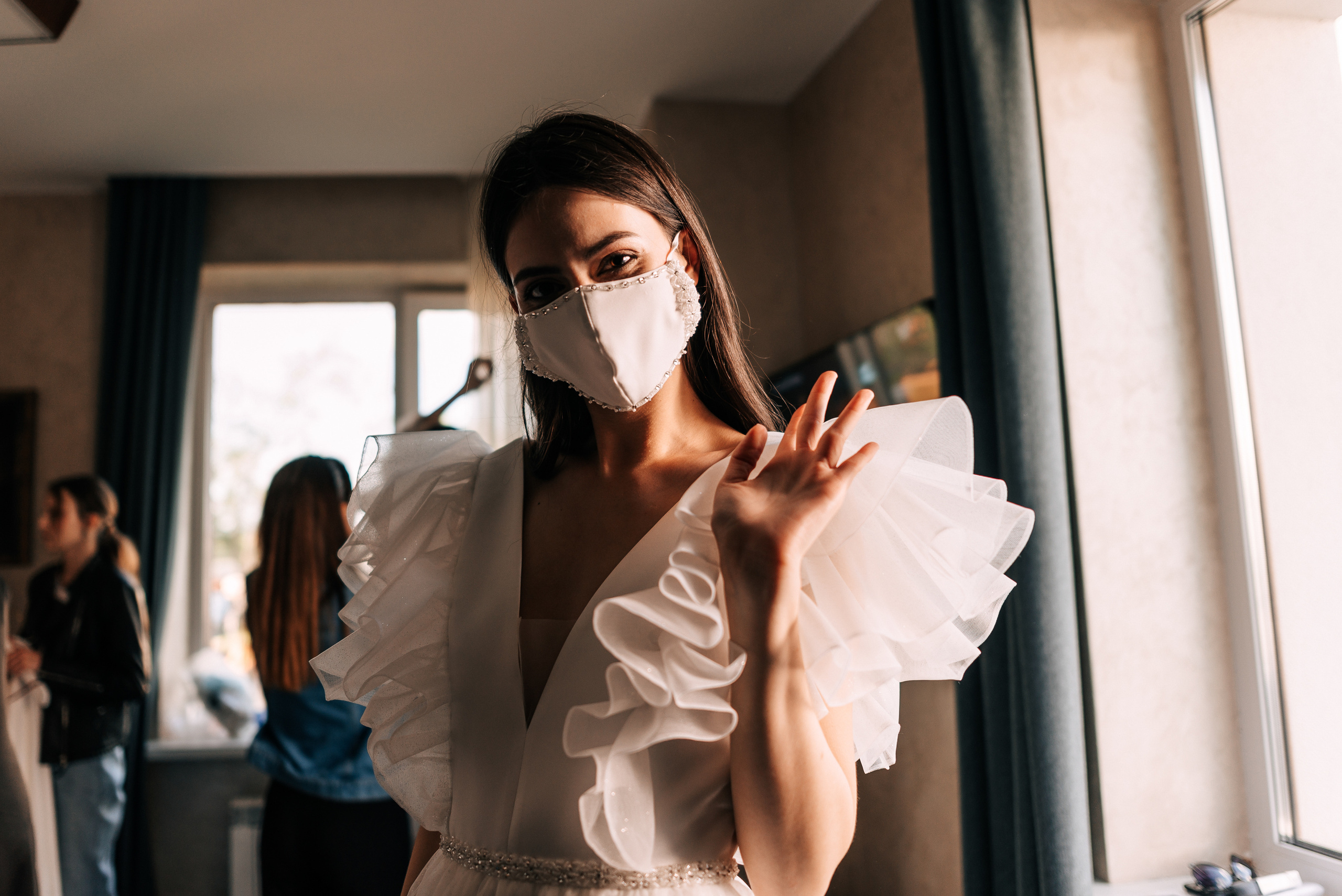 Великолепный показ свадебных платьев свадебного салона-ателье Bonjour. Свадебный салон-ателье Бонжур в Минске Bonjour