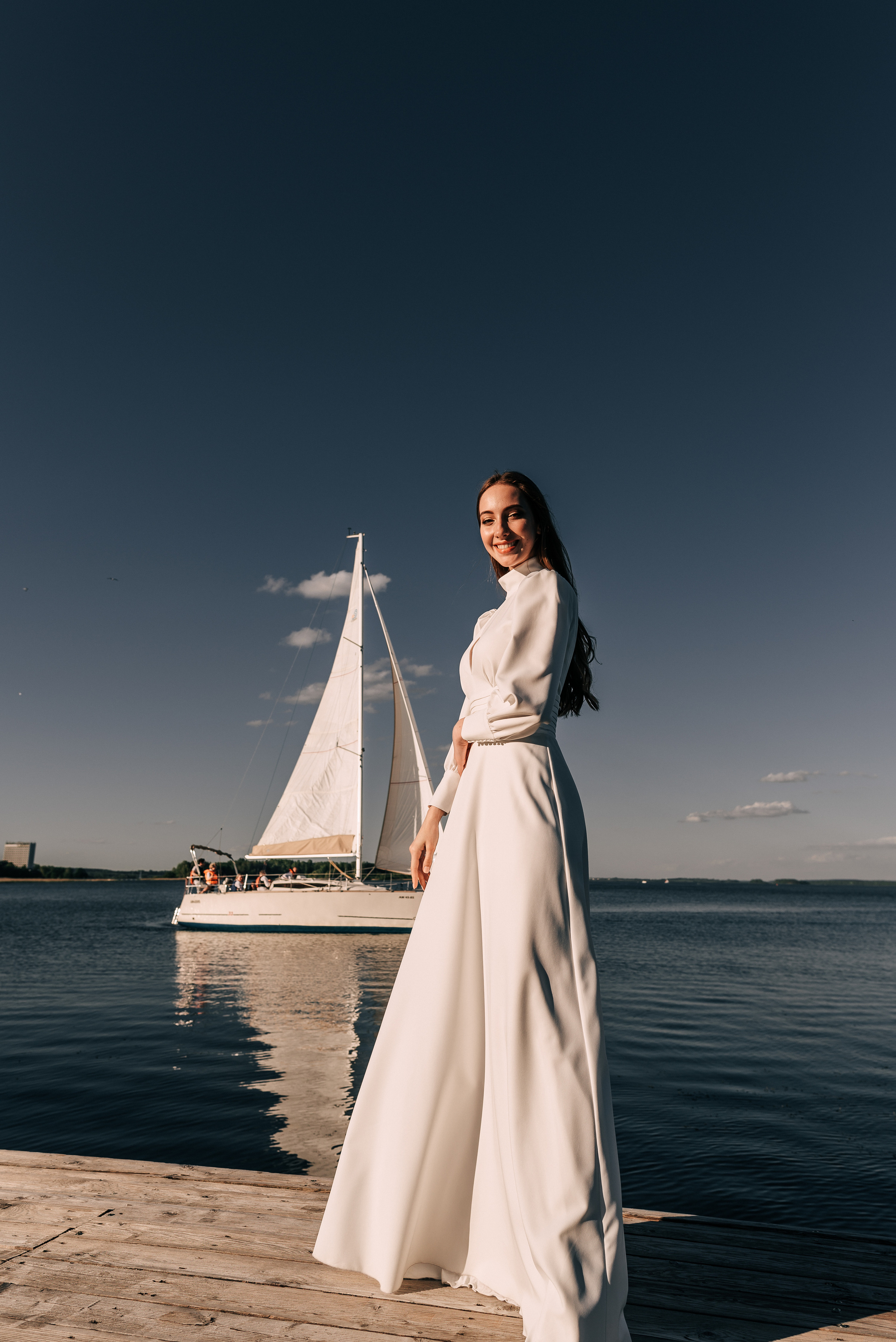 Великолепный показ свадебных платьев свадебного салона-ателье Bonjour. Свадебный салон-ателье Бонжур в Минске Bonjour