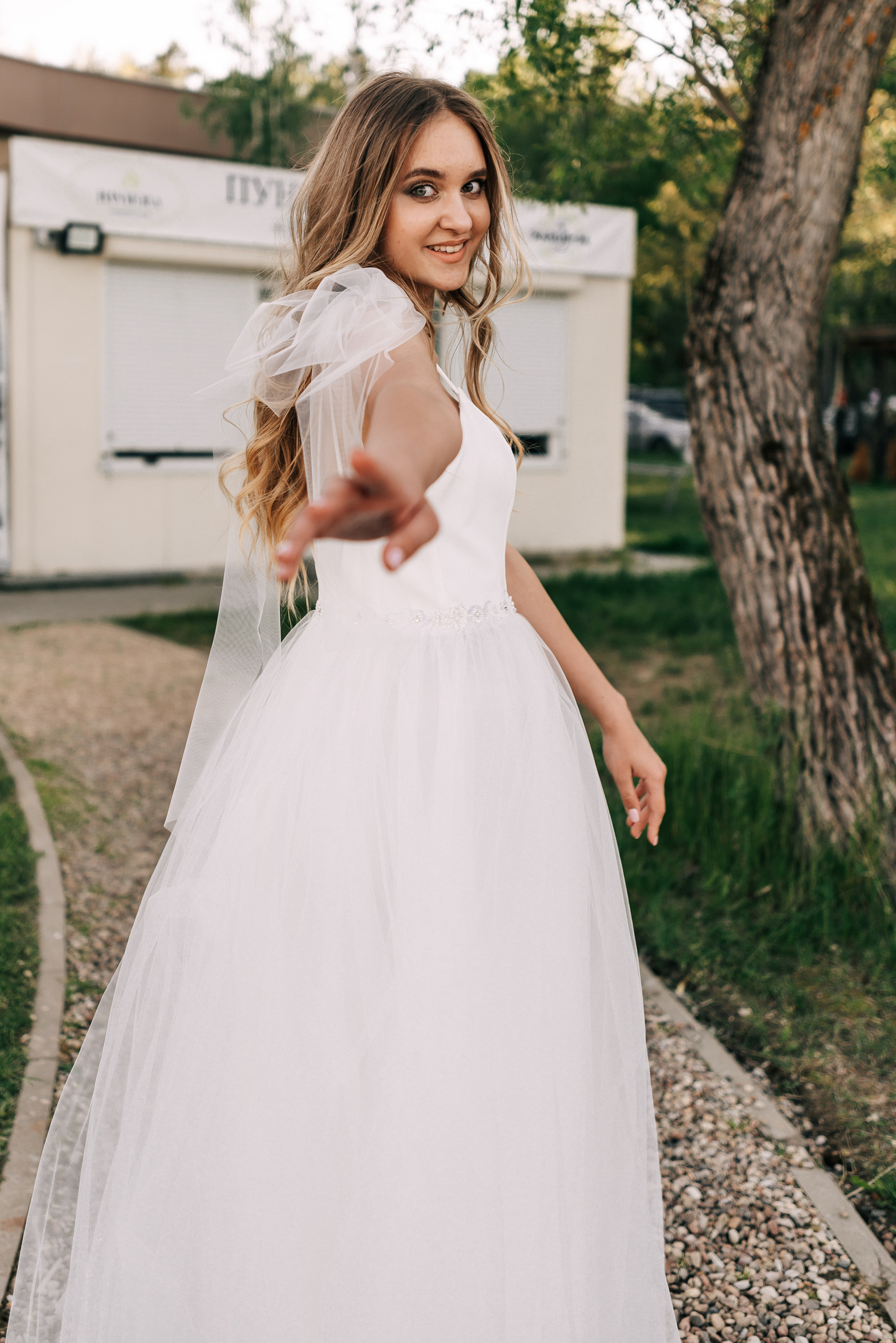 Великолепный показ свадебных платьев свадебного салона-ателье Bonjour. Свадебный салон-ателье Бонжур в Минске Bonjour