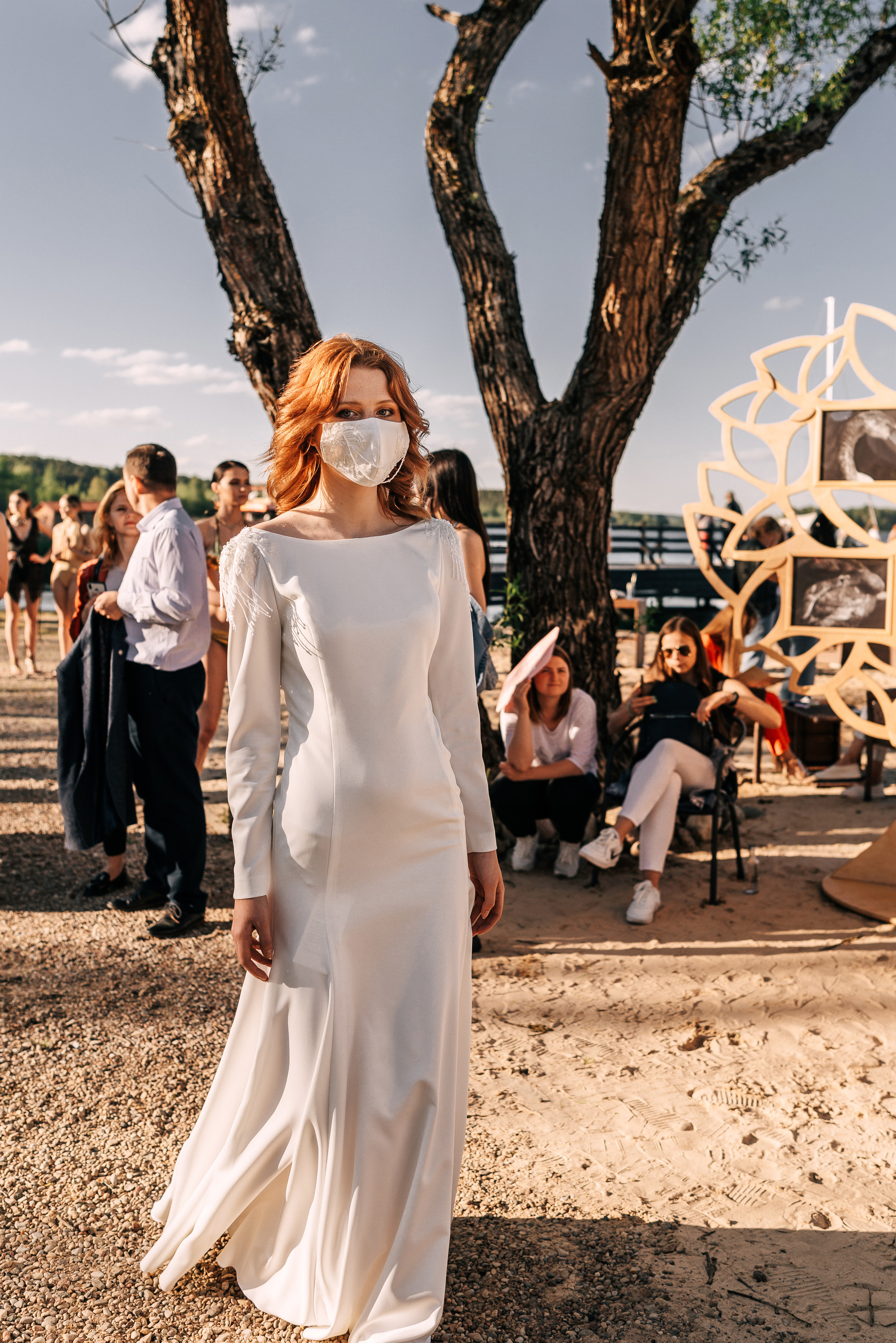 Великолепный показ свадебных платьев свадебного салона-ателье Bonjour. Свадебный салон-ателье Бонжур в Минске Bonjour