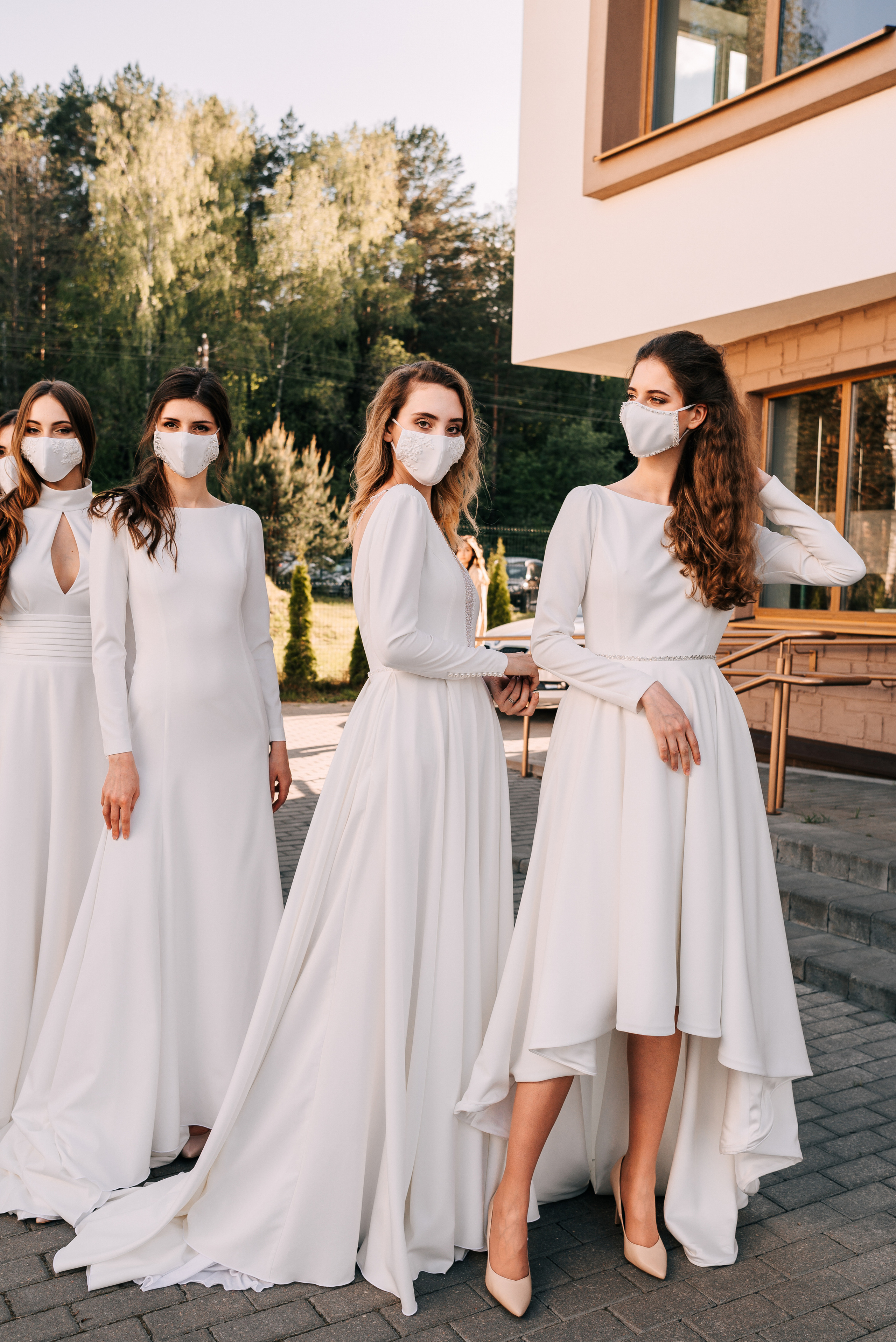 Великолепный показ свадебных платьев свадебного салона-ателье Bonjour. Свадебный салон-ателье Бонжур в Минске Bonjour