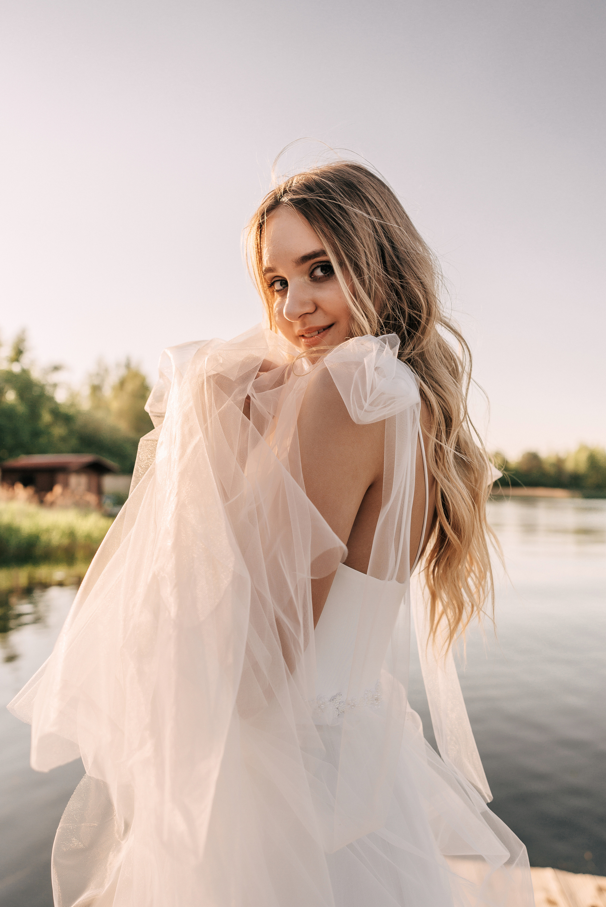 Великолепный показ свадебных платьев свадебного салона-ателье Bonjour. Свадебный салон-ателье Бонжур в Минске Bonjour