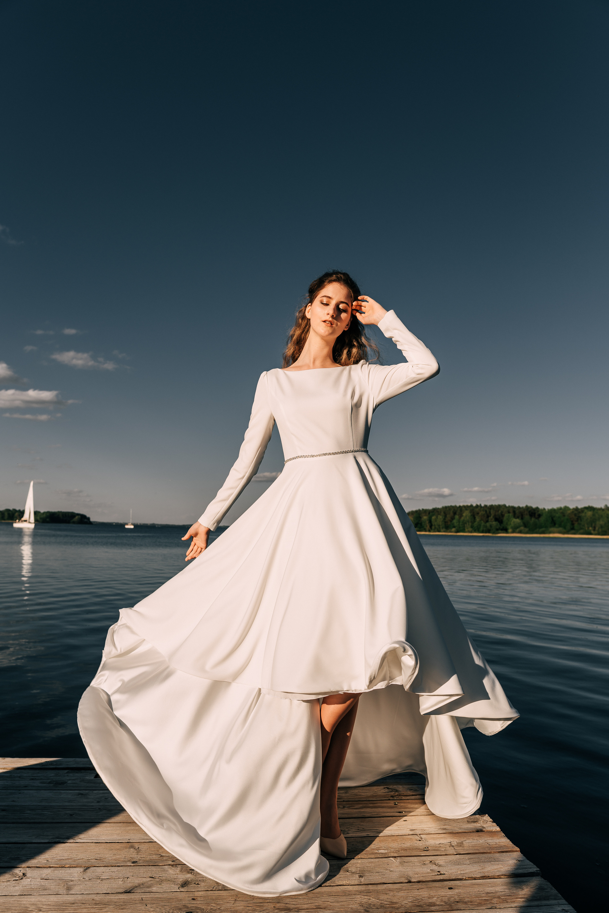 Великолепный показ свадебных платьев свадебного салона-ателье Bonjour. Свадебный салон-ателье Бонжур в Минске Bonjour