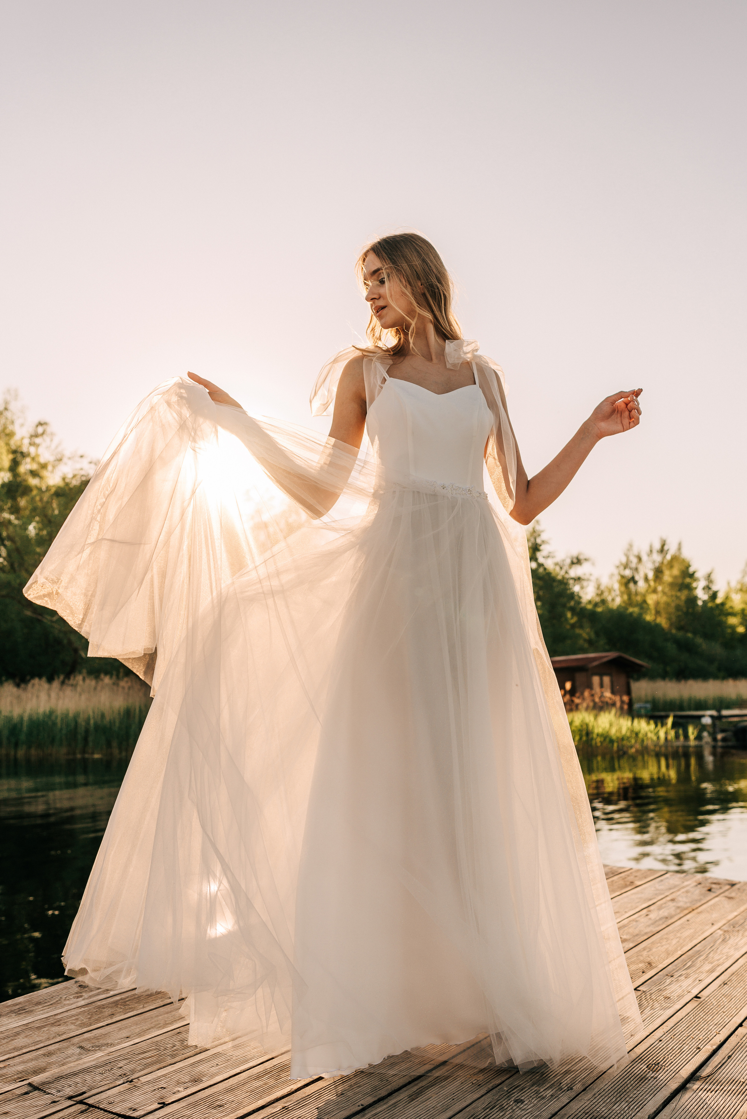 Великолепный показ свадебных платьев свадебного салона-ателье Bonjour. Свадебный салон-ателье Бонжур в Минске Bonjour