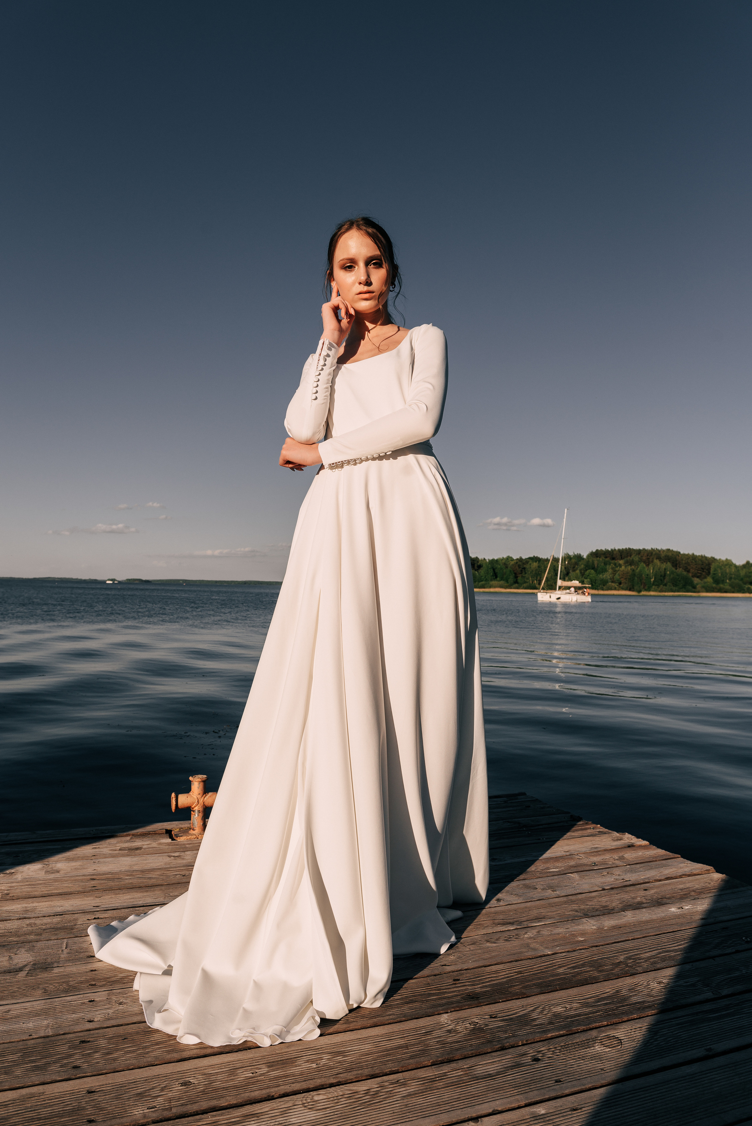 Великолепный показ свадебных платьев свадебного салона-ателье Bonjour. Свадебный салон-ателье Бонжур в Минске Bonjour