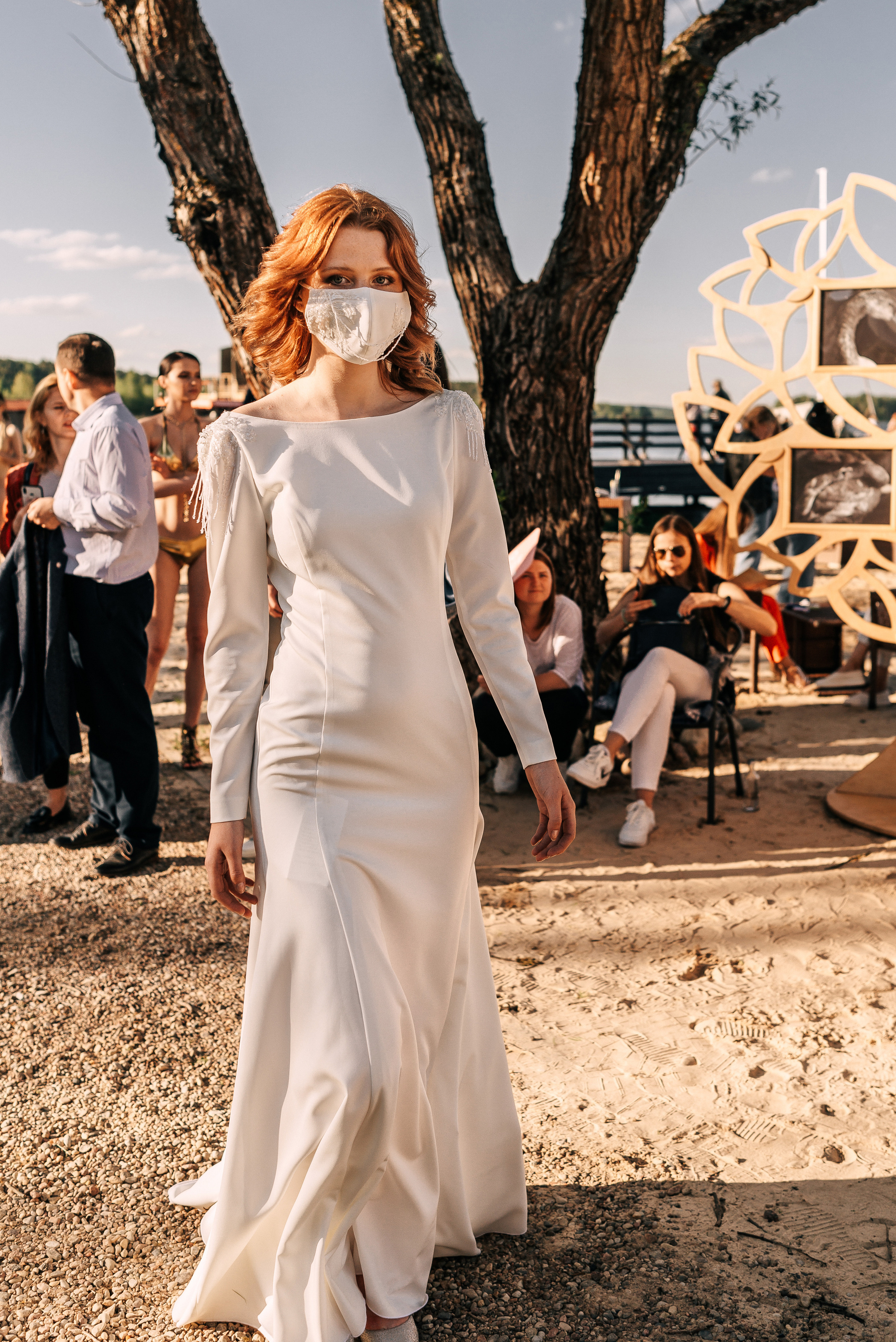 Великолепный показ свадебных платьев свадебного салона-ателье Bonjour. Свадебный салон-ателье Бонжур в Минске Bonjour