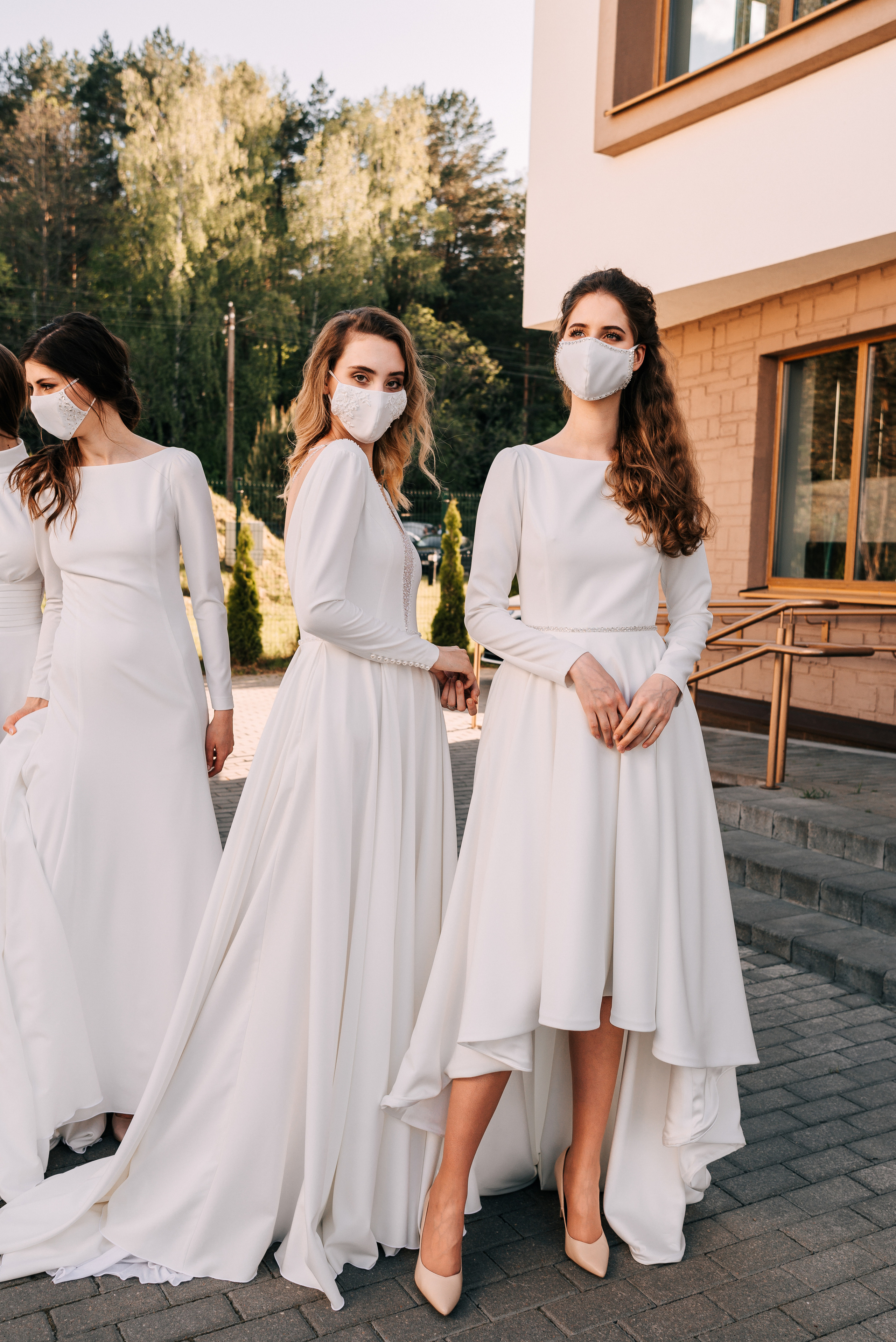 Великолепный показ свадебных платьев свадебного салона-ателье Bonjour. Свадебный салон-ателье Бонжур в Минске Bonjour