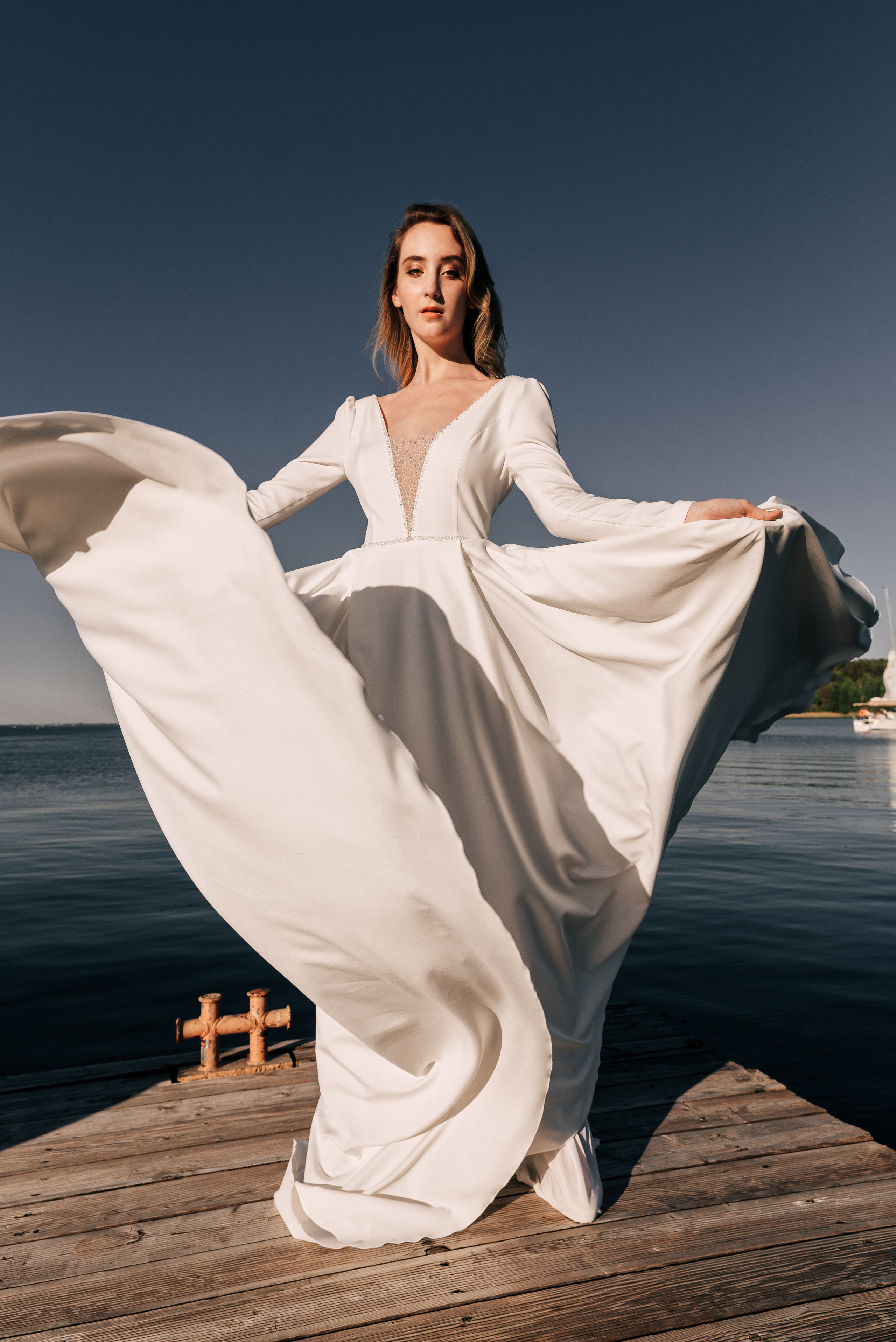 Великолепный показ свадебных платьев свадебного салона-ателье Bonjour. Свадебный салон-ателье Бонжур в Минске Bonjour