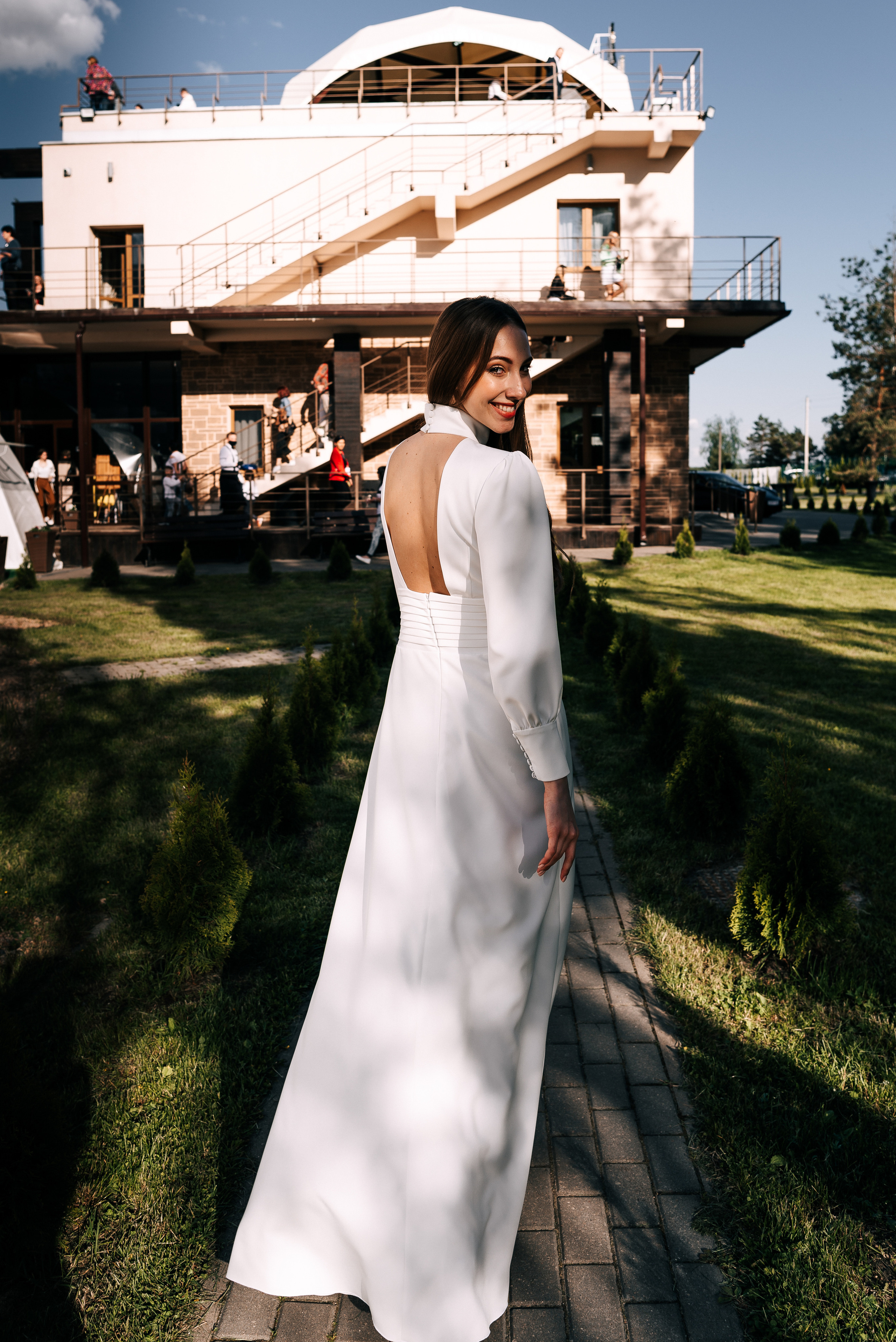 Великолепный показ свадебных платьев свадебного салона-ателье Bonjour. Свадебный салон-ателье Бонжур в Минске Bonjour