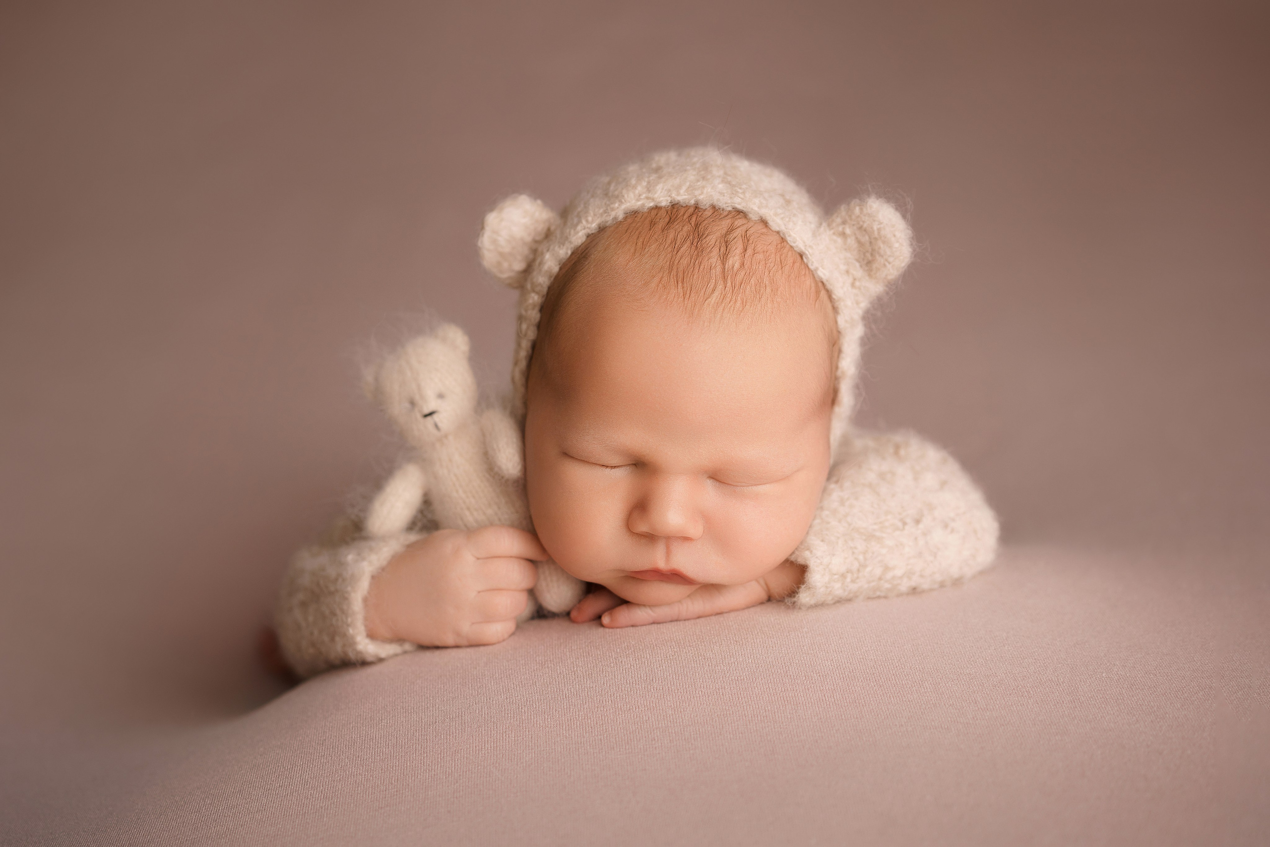 Фотосессия новорожденных | Галерея трогательных кадров малышей в стиле newborn. Фотосессия новорожденных в Москве и Московской области | Профессиональный фотограф newborn — Татьяна Иванова
