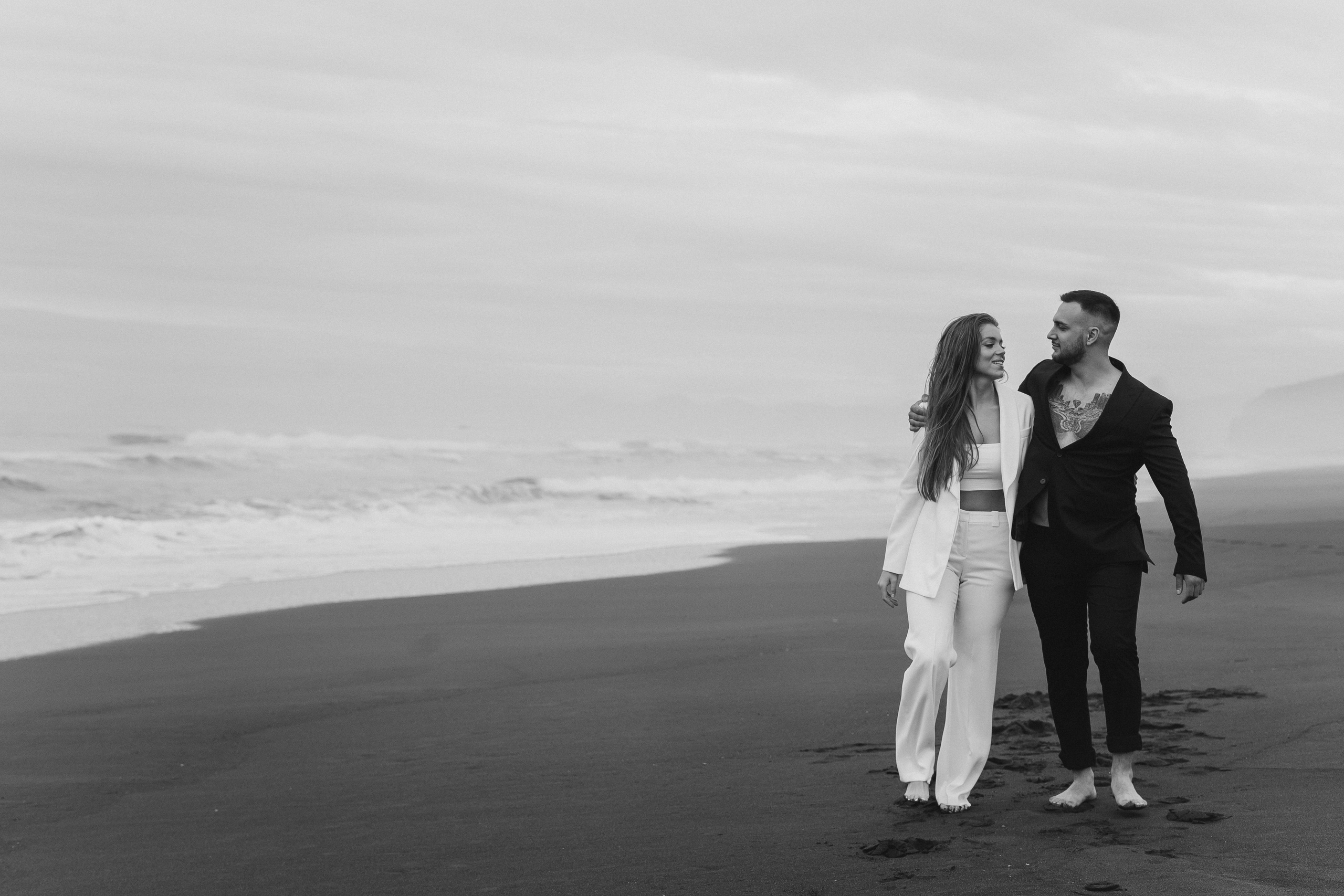 Камчатка (Халактырский пляж). Свадебный фотограф Наталья Помазкина | Репортаж Екатеринбург Москва