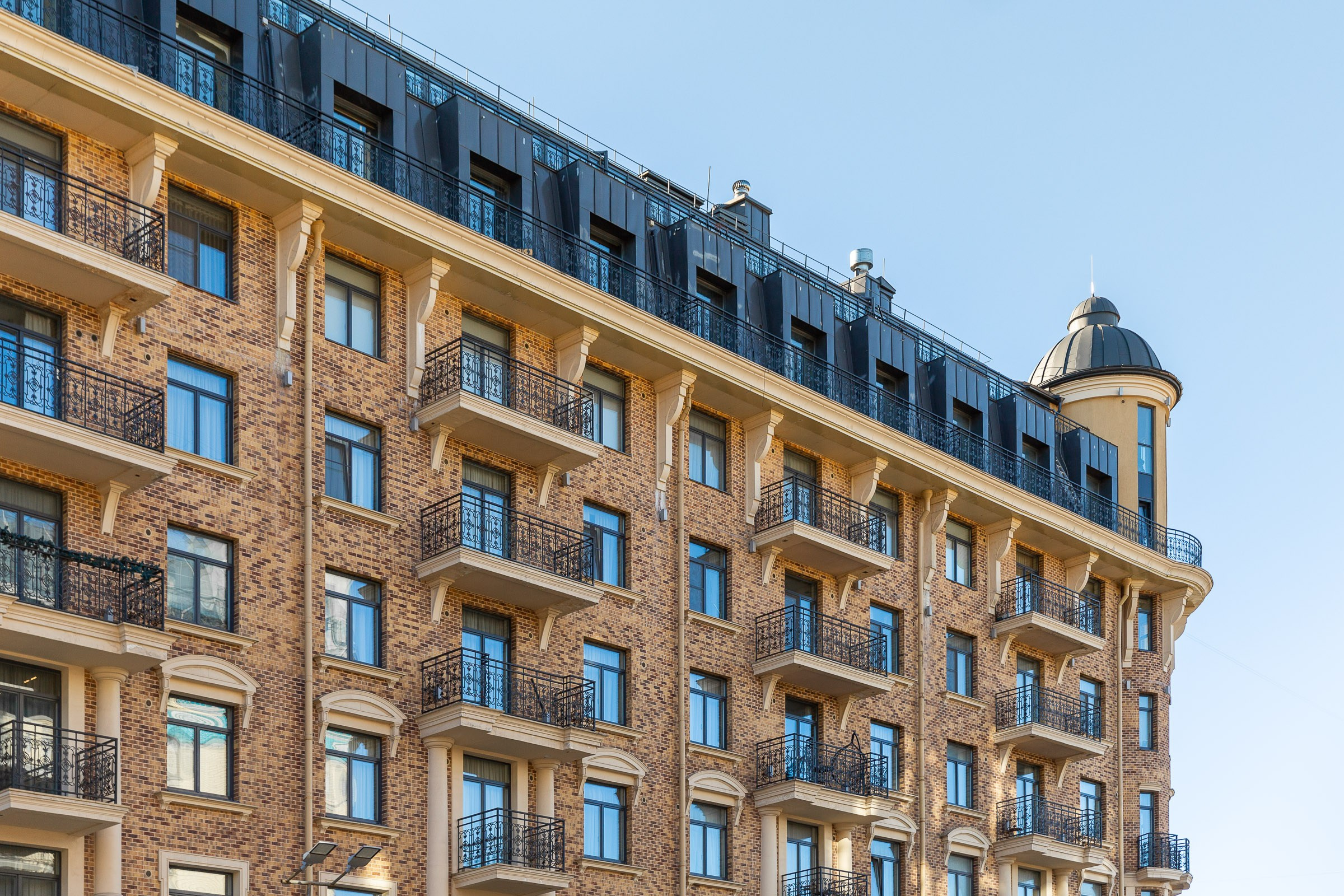 Предпродажная подготовка квартиры на Кирочной с хоумстэйджингом