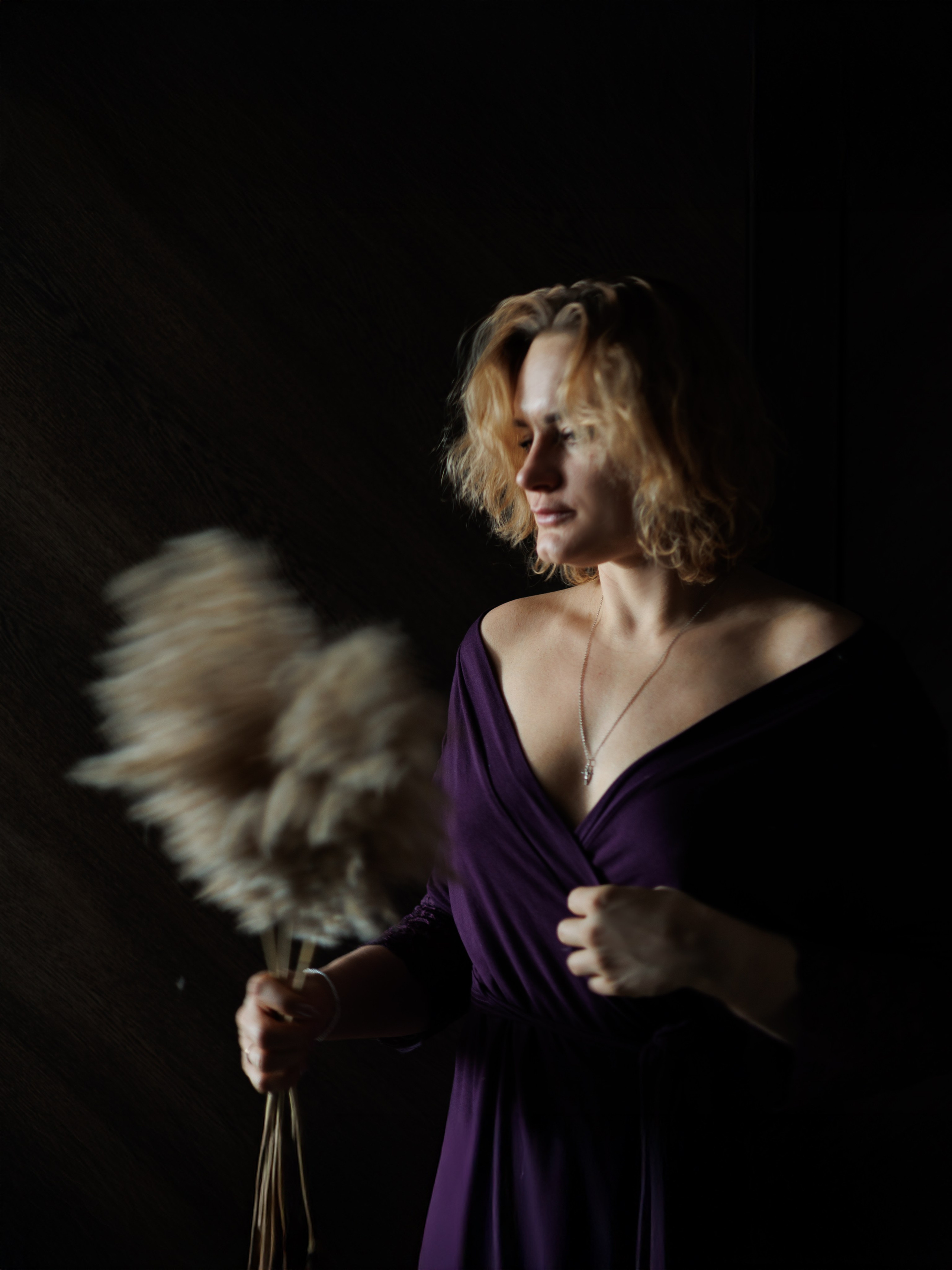 Женский портрет темный ключ. Женский и детский фотограф в Саратове Ольга Зиброва