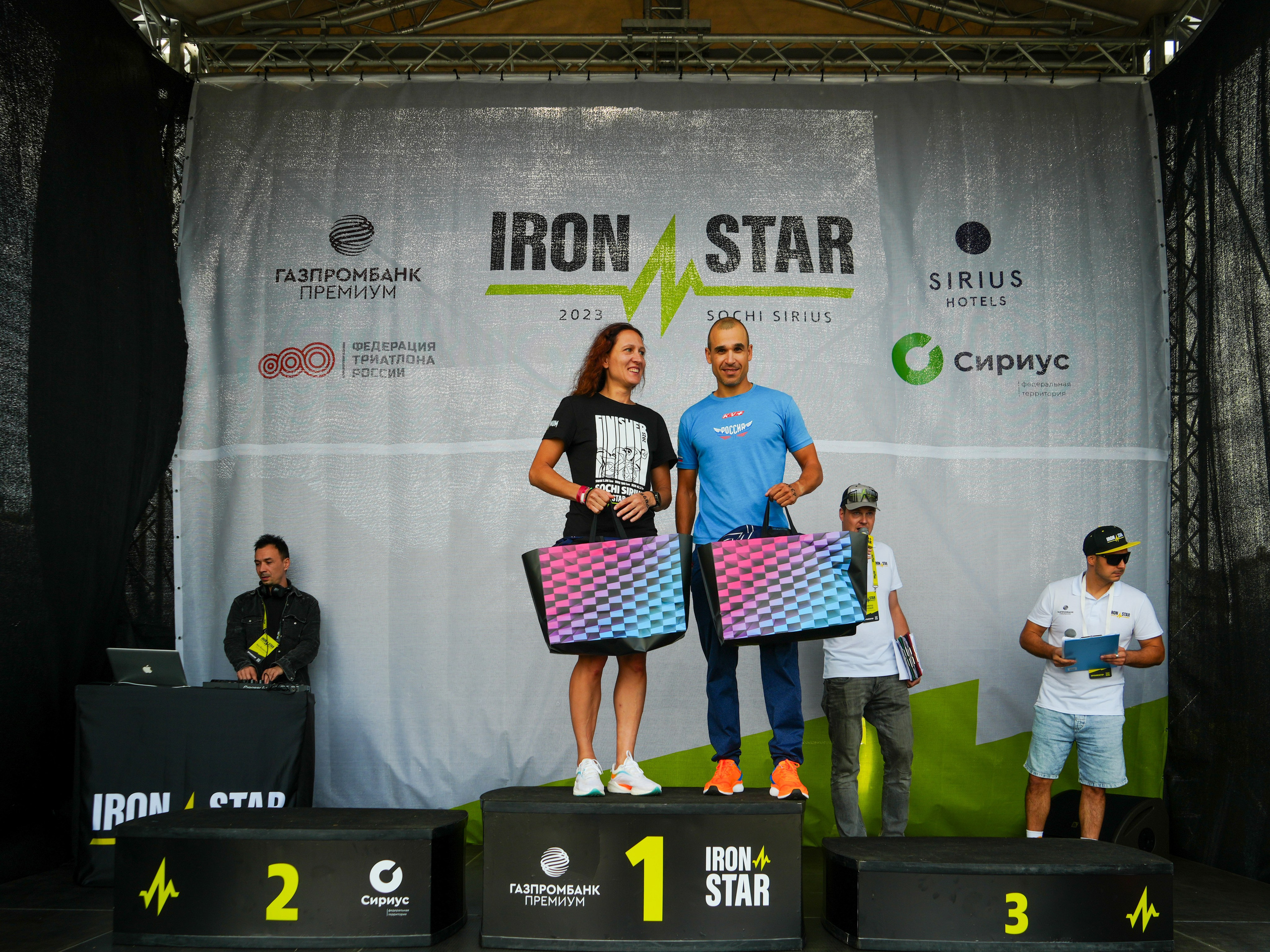 Фотоотчет партнерской интеграции для компании TELE2 на фестивале Ironstar. Репортажный фотограф в Красной Поляне и Сочи Павлюченко Екатерина