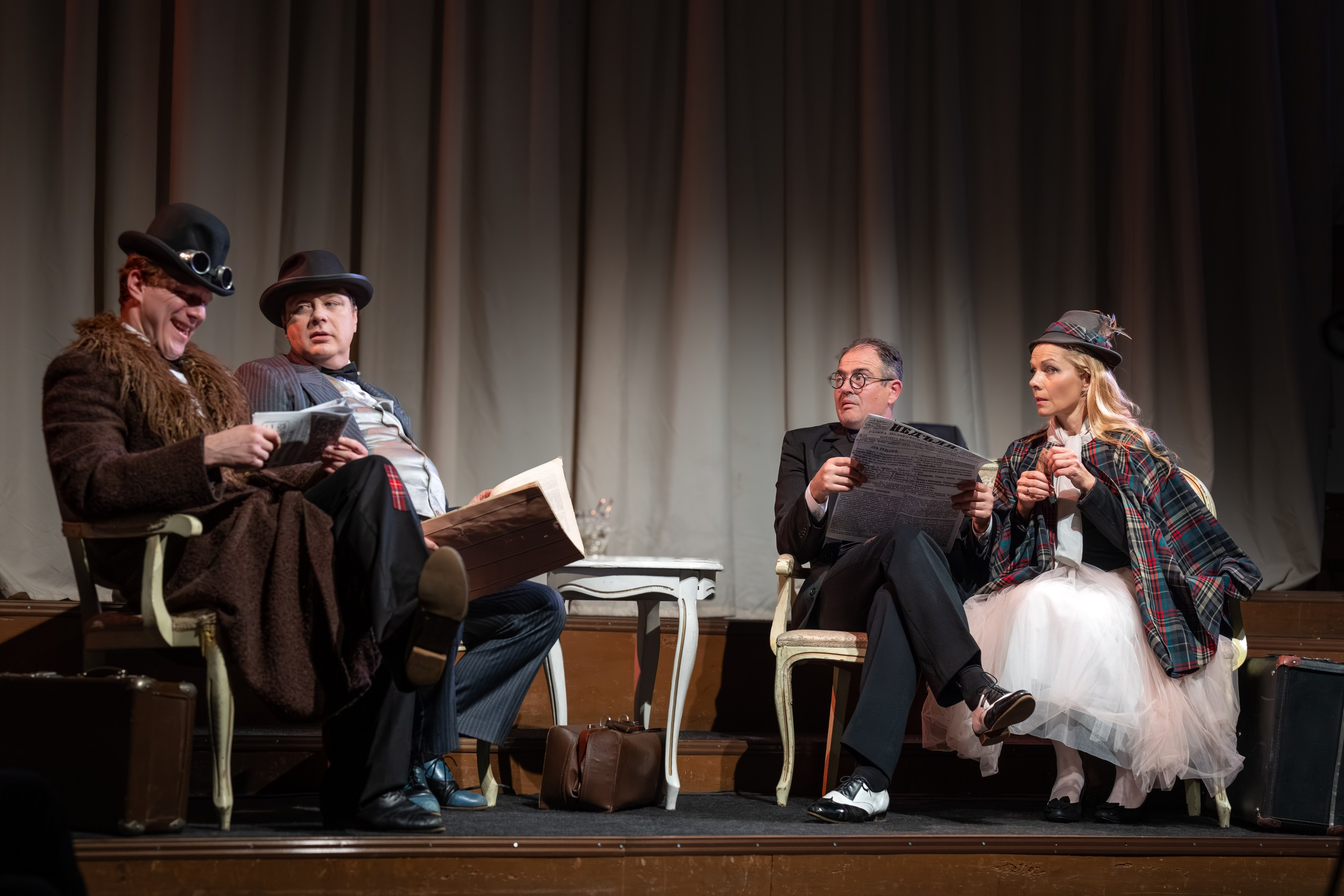 Театр Сфера: Гнездо перелётных птиц (100-й спекталь). Сайт фотографа Сергея Абрамова