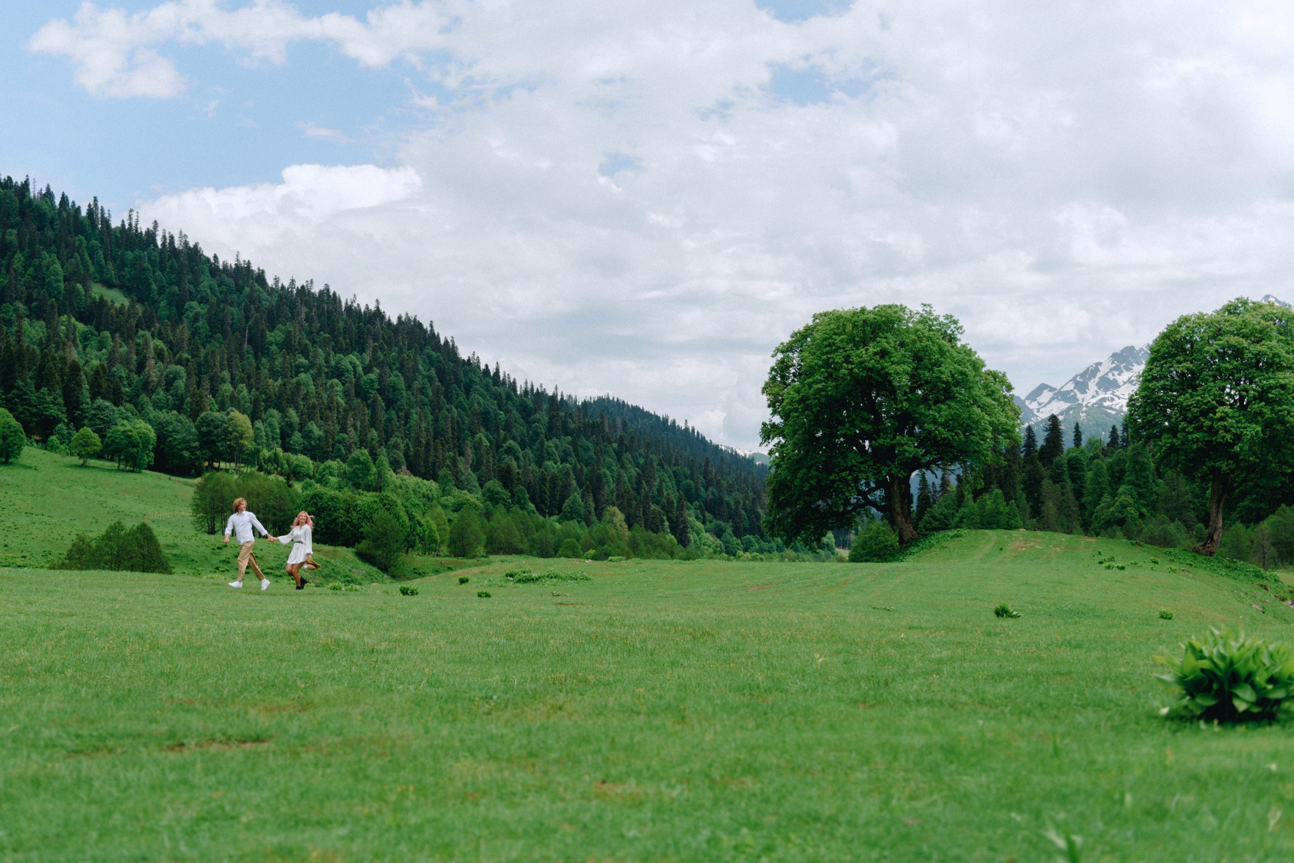 Alpine meadows phototour|The Italian Dolomites Love Story photoshoot. Fedor Lemeshko — Destination Wedding and Family Lifestyle photographer