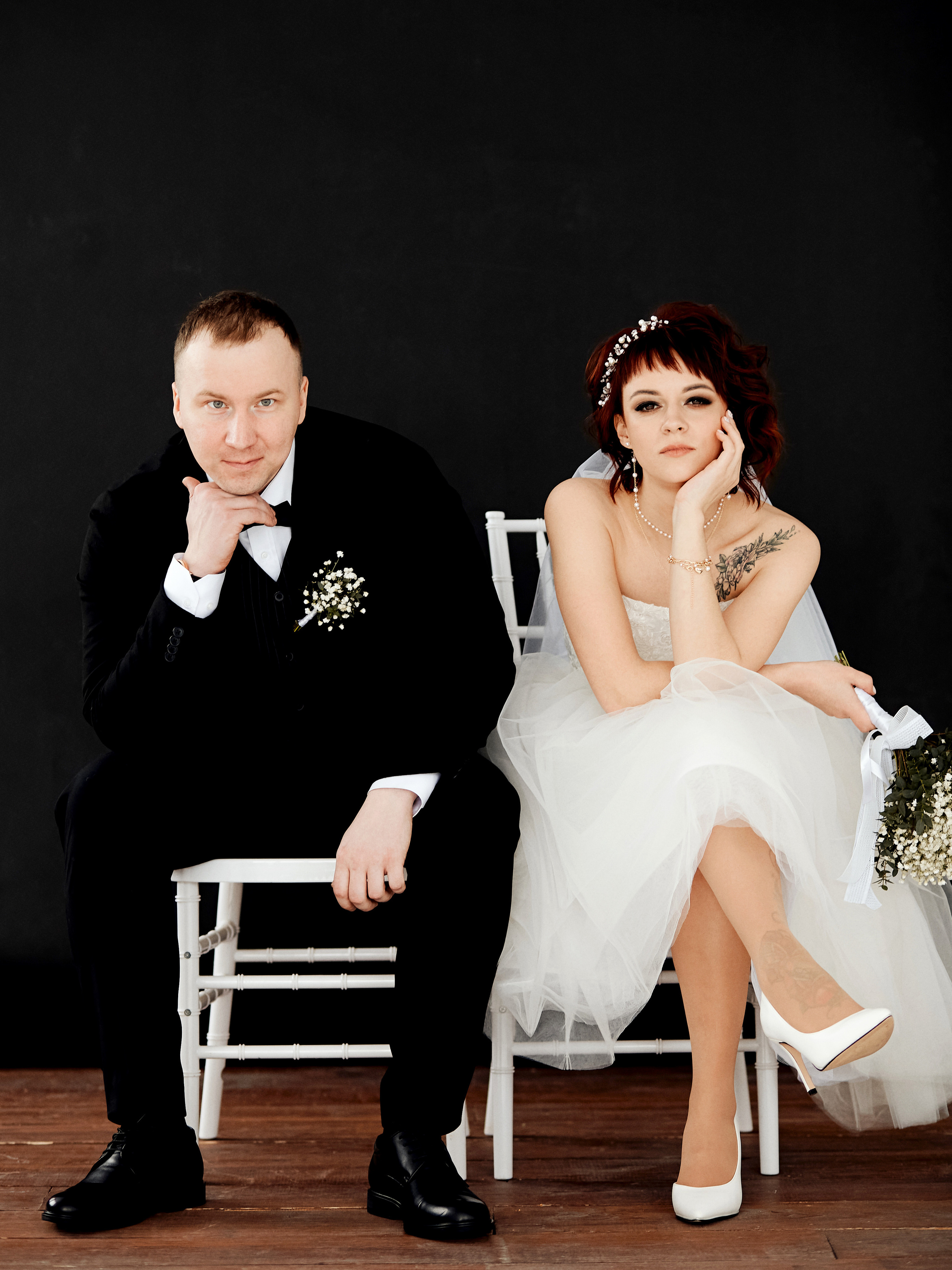 Свадебная фотосессия в студии. Свадебный фотограф Чайковский