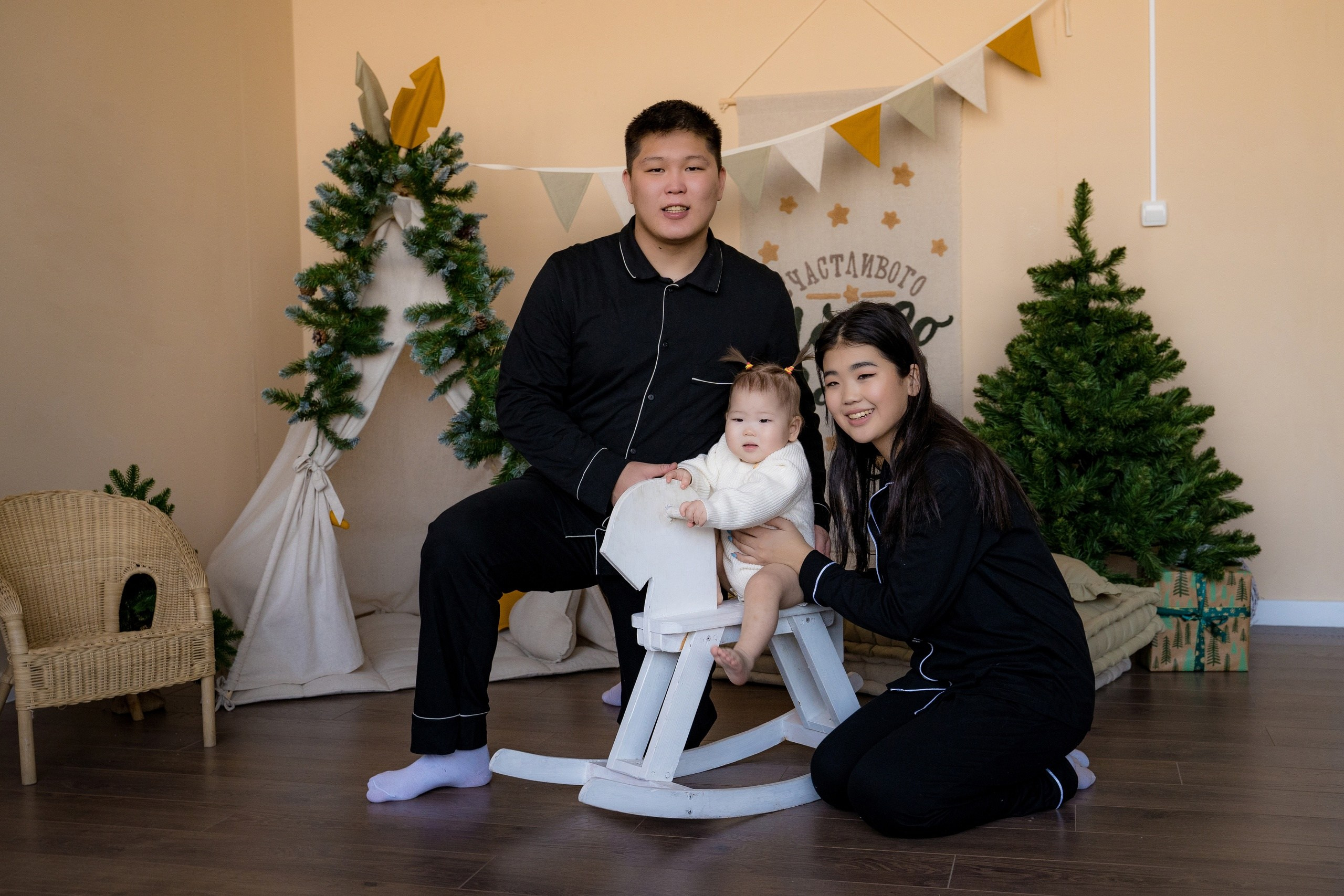 Комплекты Family look. Фотостудия Малина в городе Улан-Удэ. Фотограф Ирина Жарникова