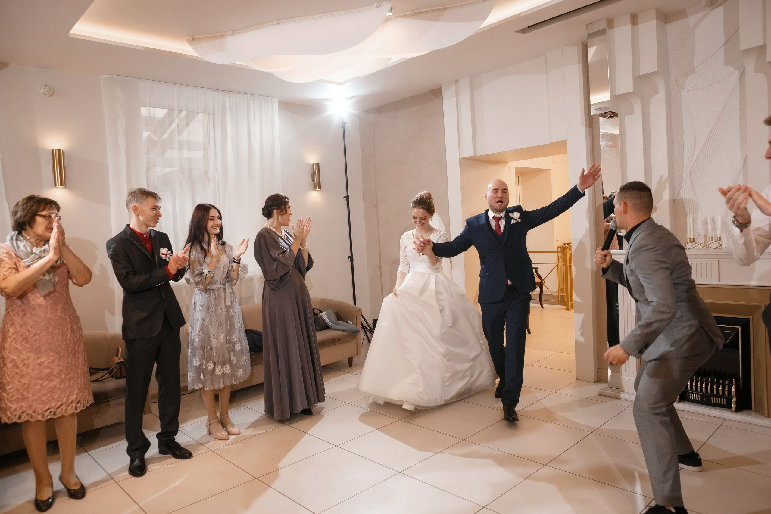 Свадебный банкет. Свадебный фотограф Игорь Брундасов 8PHOTO на свадьбу венчание загс СПб